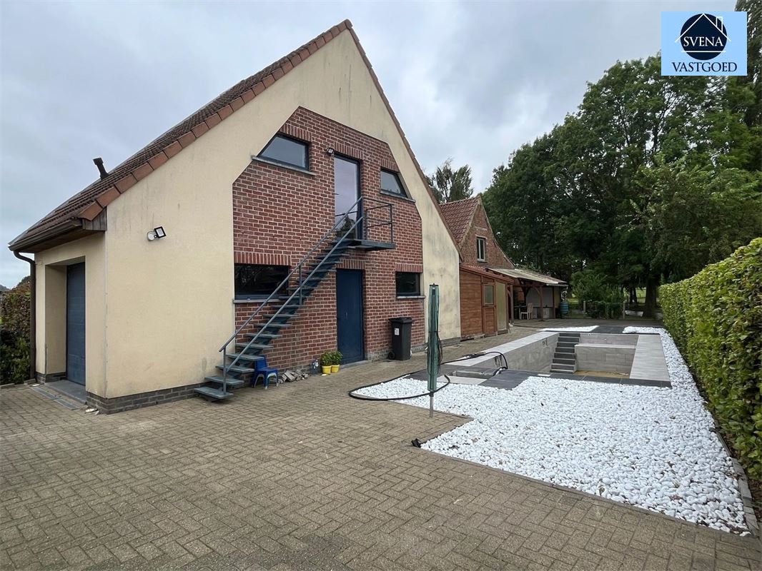 PRACHTIGE HALFOPEN BEBOUWING MET 4 SLAAPKAMERS EN GARAGE foto 16