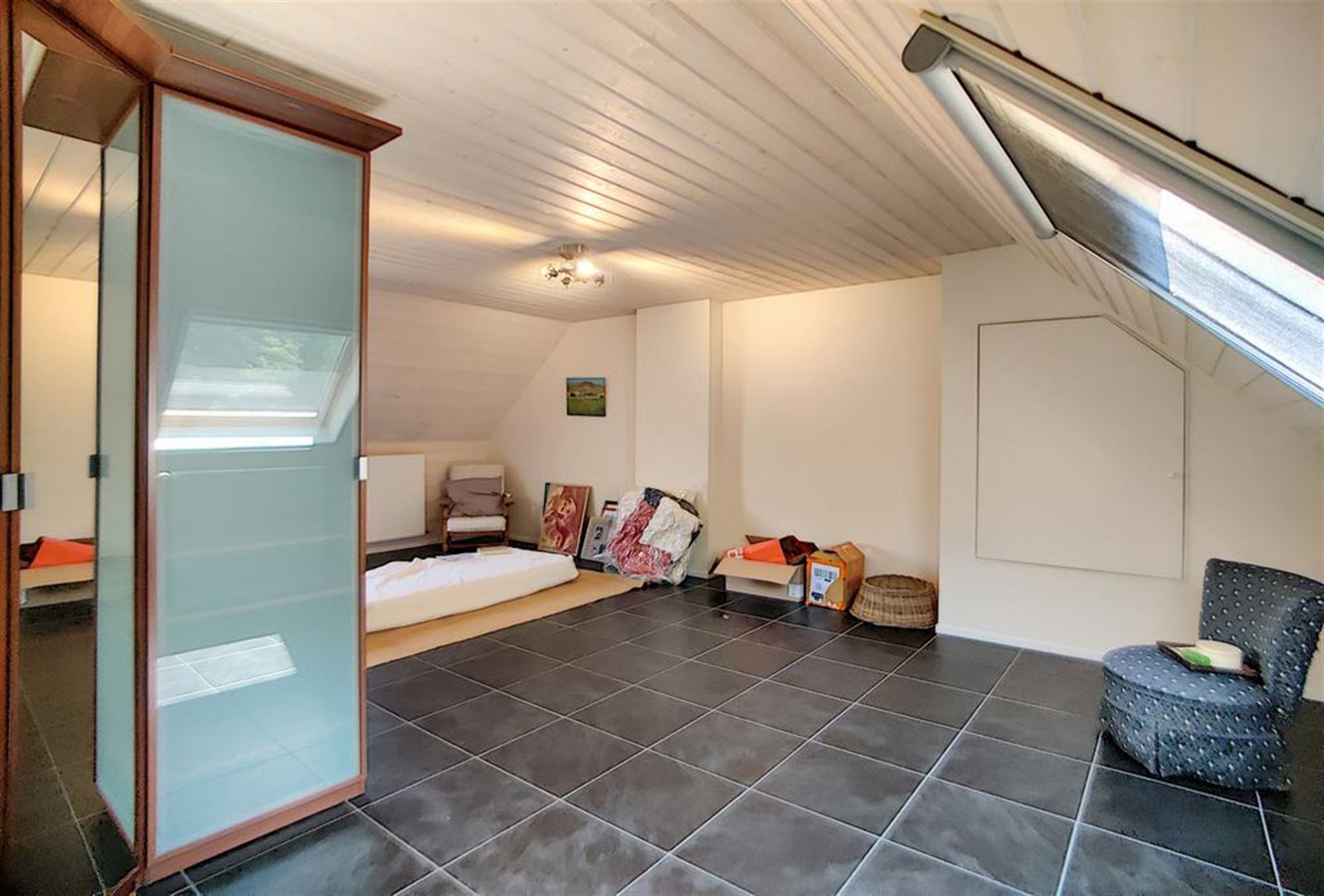 Ruime 4-slaapkamer villa  foto 16