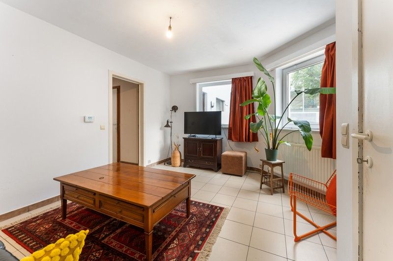 Perfecte starterswoning met 3 Slaapkamers en eigen stadstuin in Gent foto 4