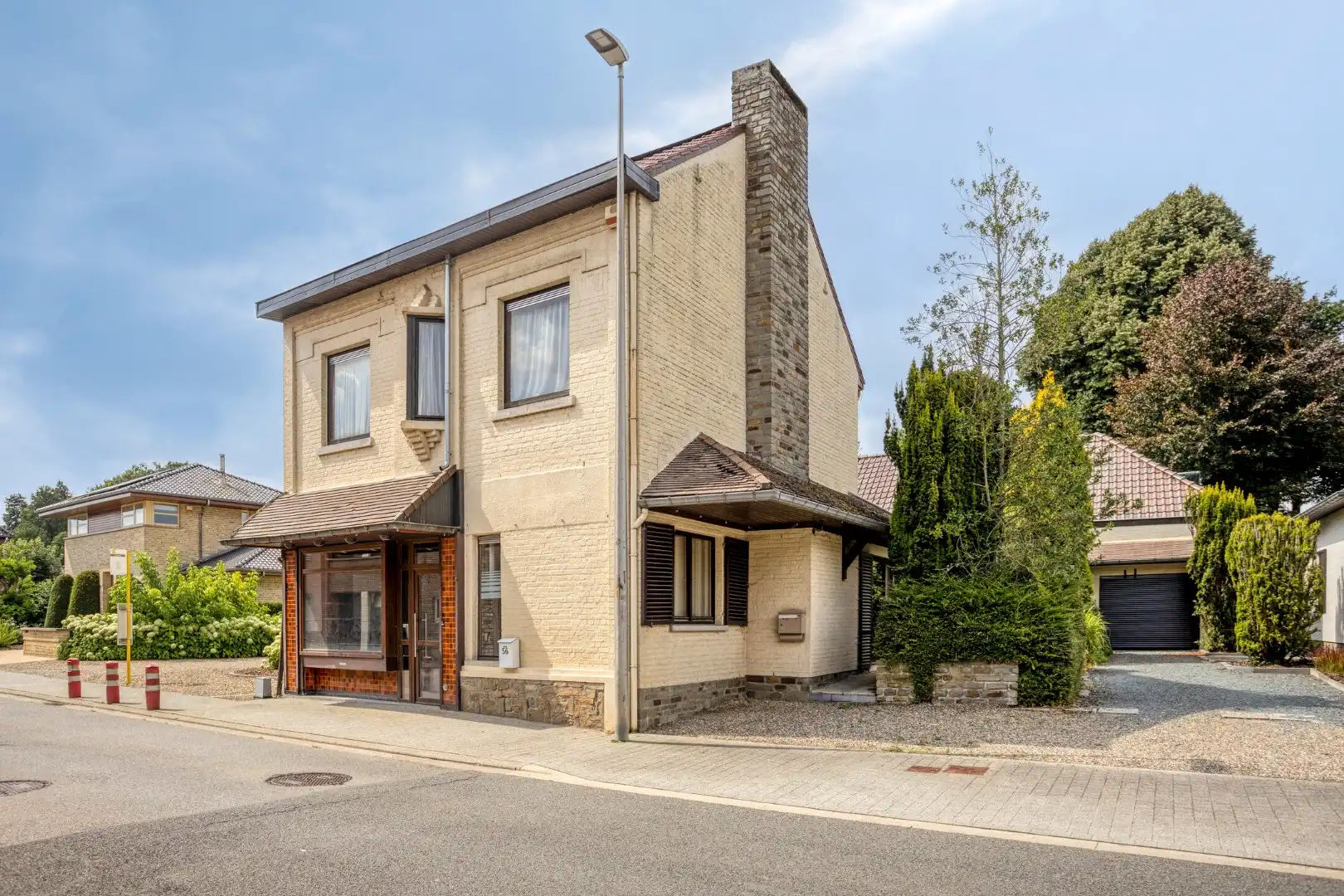 Ruime woning met handelsruimte en tuin in het rustige Vreren foto 2