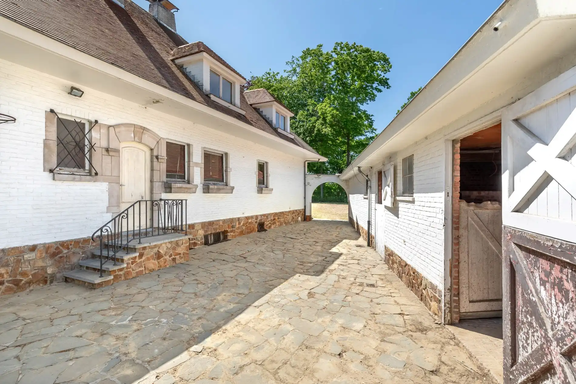 Karaktervolle villa op toplocatie! foto 8