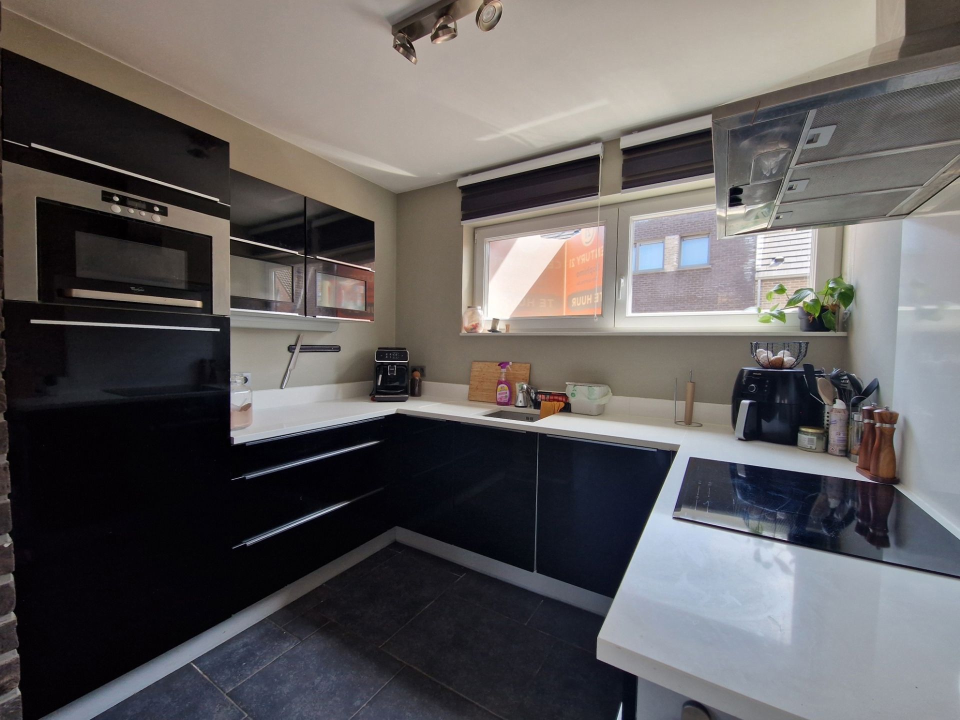 Ruim tweeslaapkamer appartement met zolder te Nieuwrode foto 5