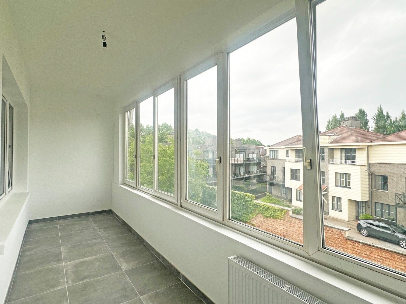 Ruim vernieuwd appartement met 2 slaapkamers op gunstige locatie in Wilrijk foto 5