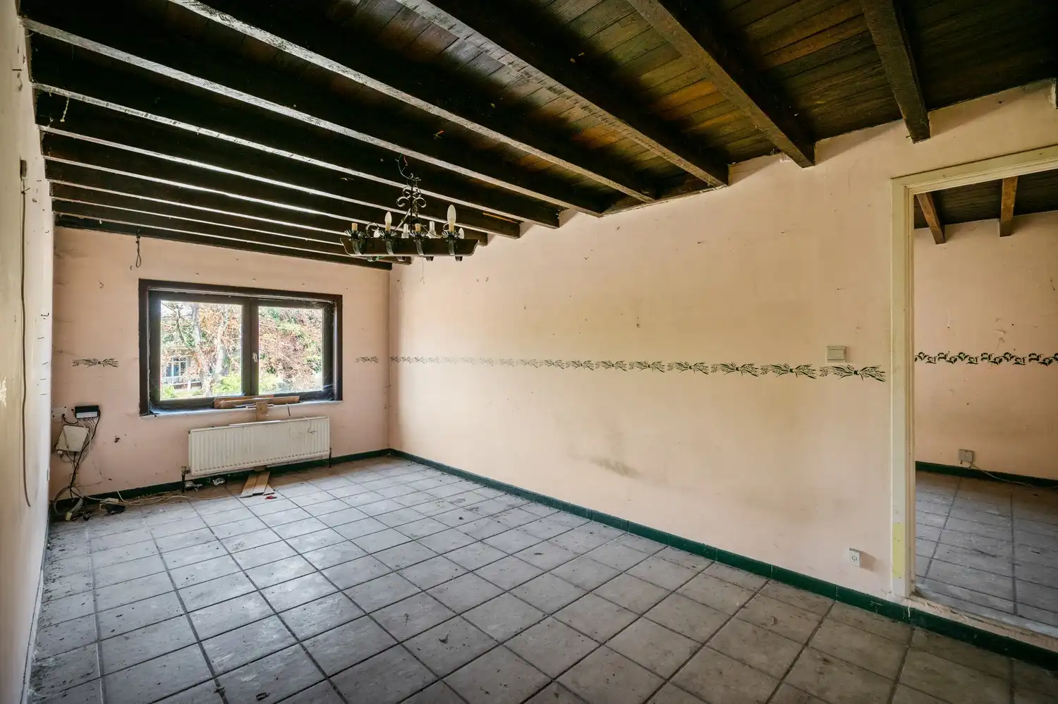 Woonst met 3 slpkrs en handelspand op toplocatie te Schriek foto 9