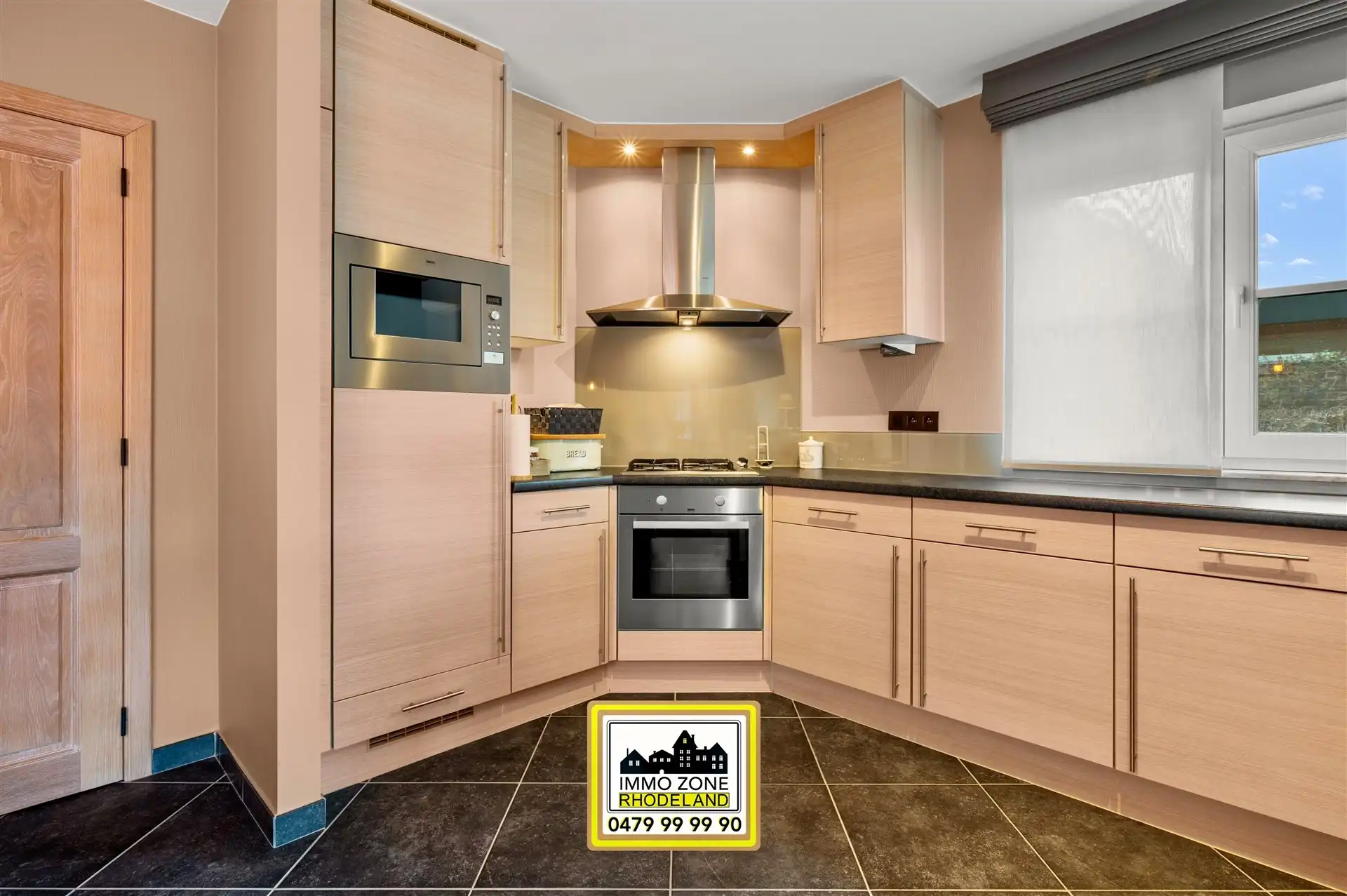 Prachtige woning in doodlopende straat vlakbij de markt  foto 7