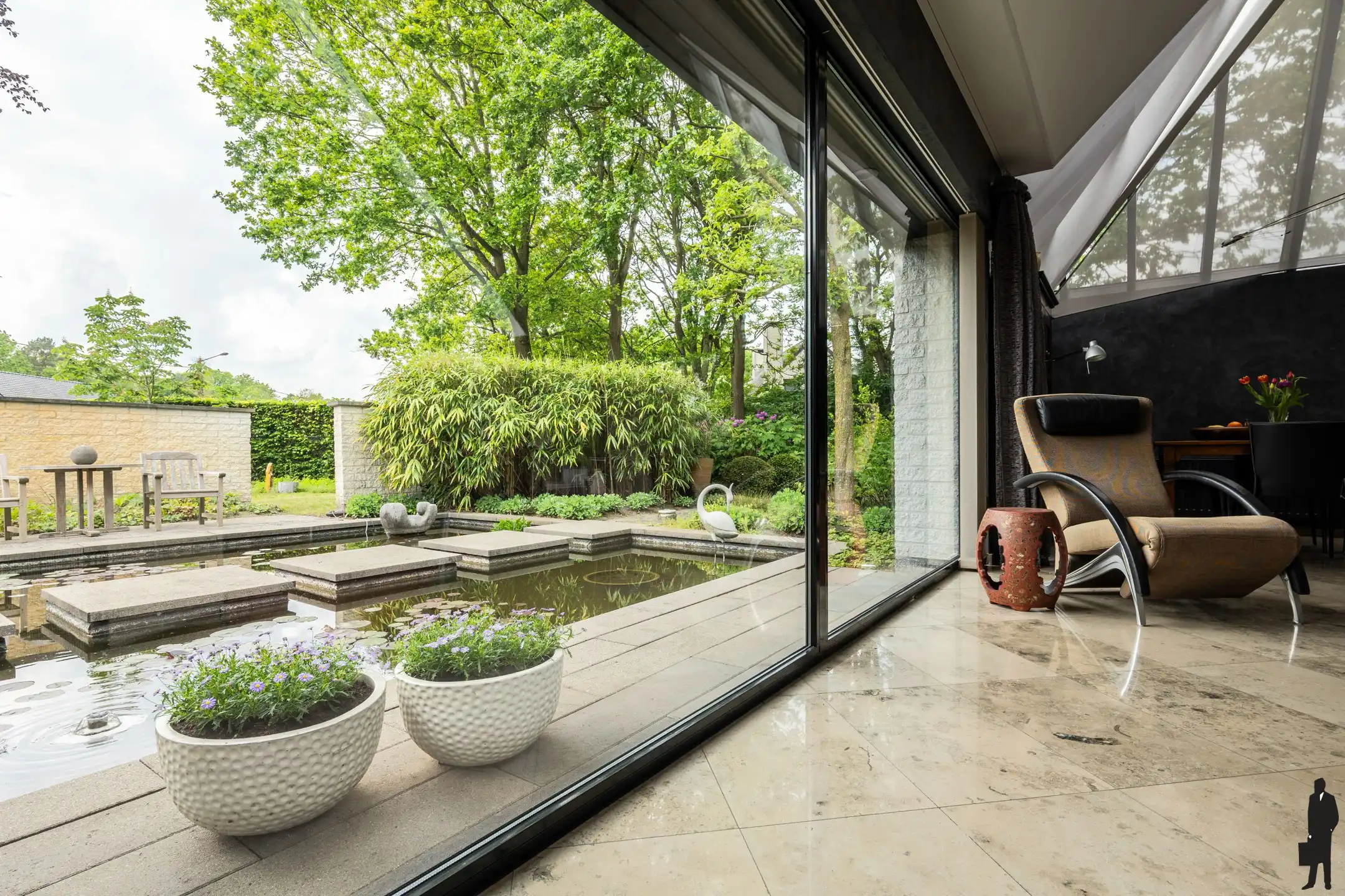 Unieke architectenvilla op 2.110m² nabij Nederlandse grens foto 5