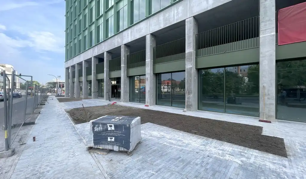 Commercieel gelijkvloers te huur in Infíniti te Berchem foto 8