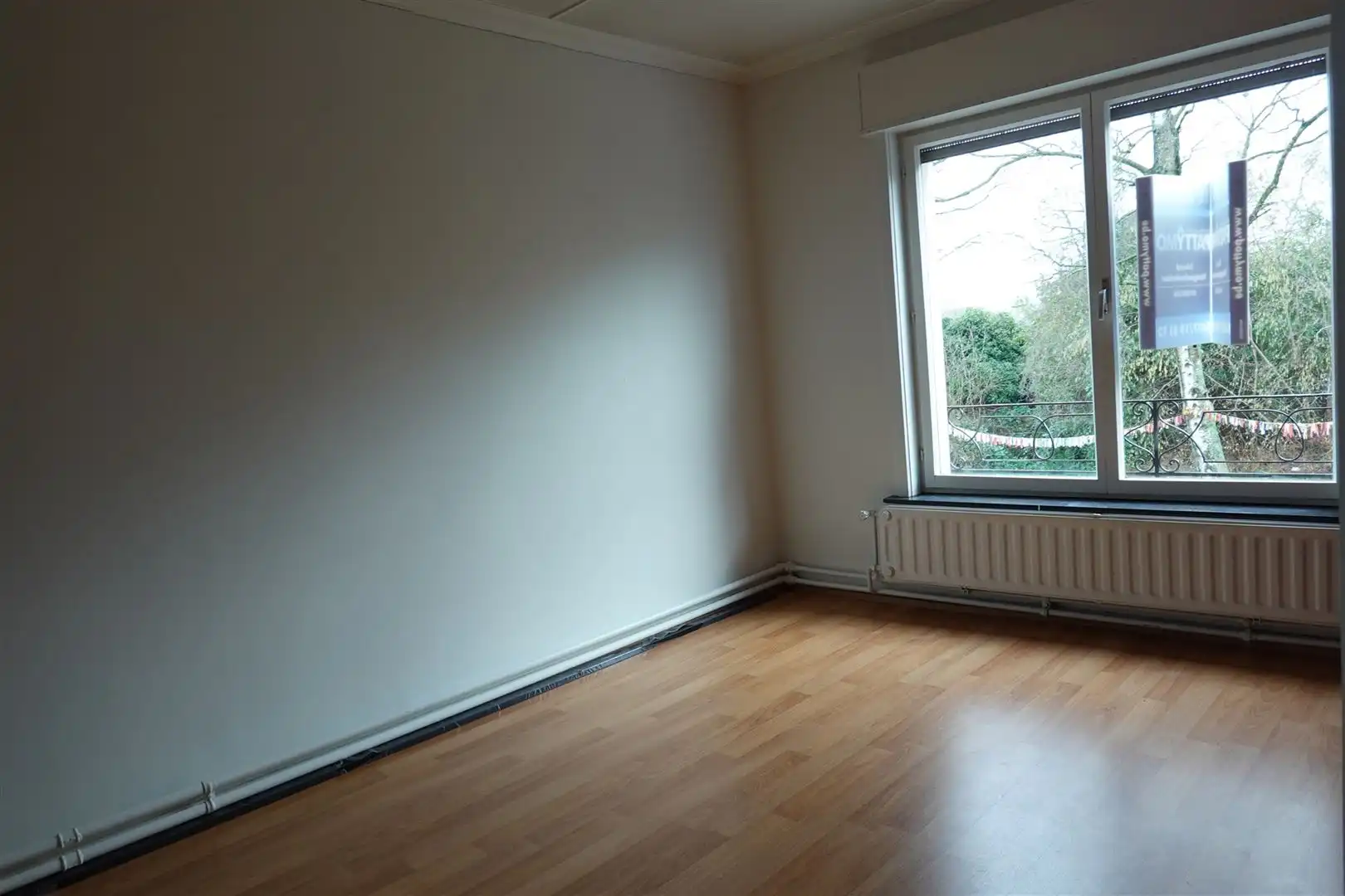 Rustig gelegen, ruime woning met 4 slaapkamers en tuin. foto 10