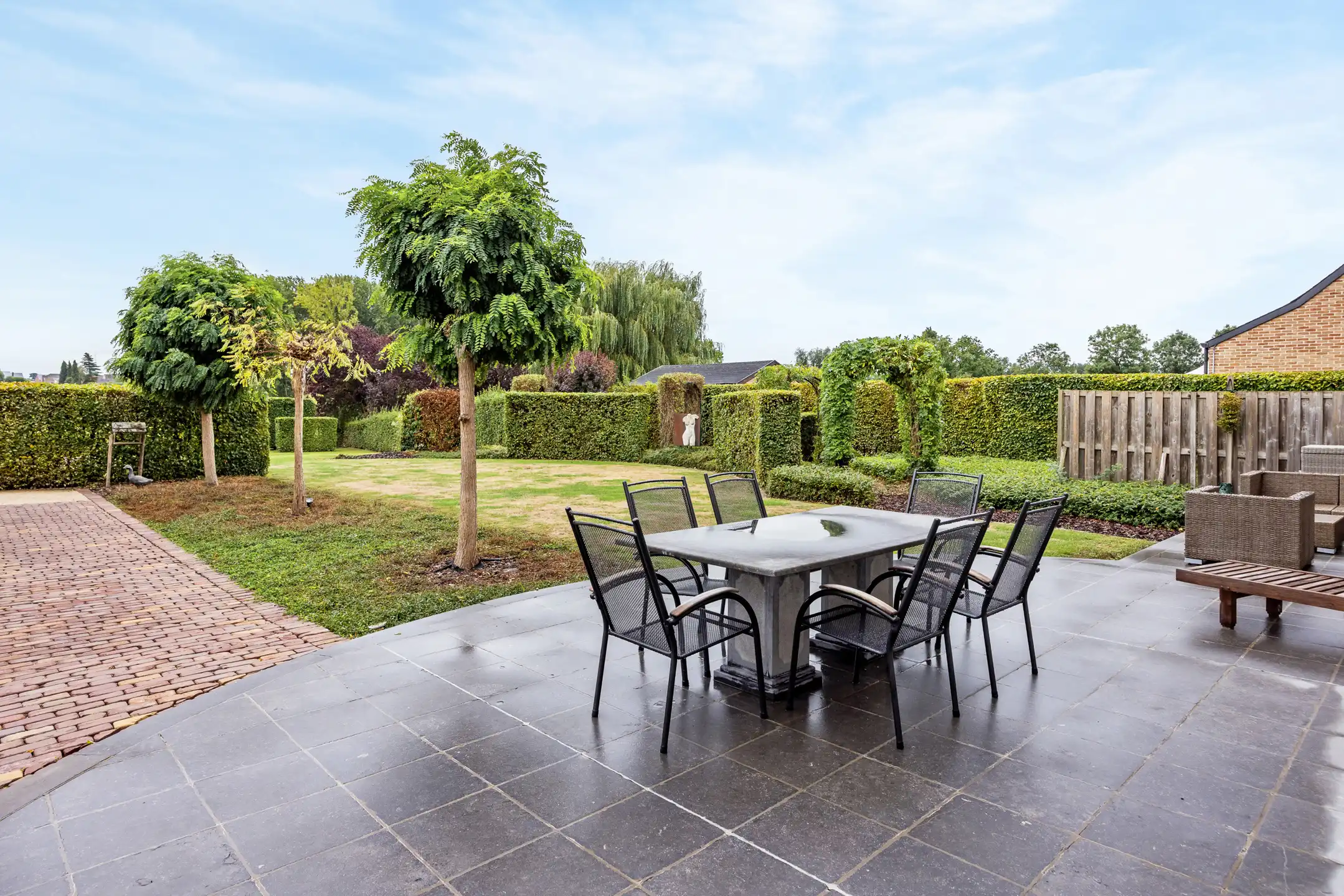 Exclusieve villa met zonnige tuin in Mal foto 37