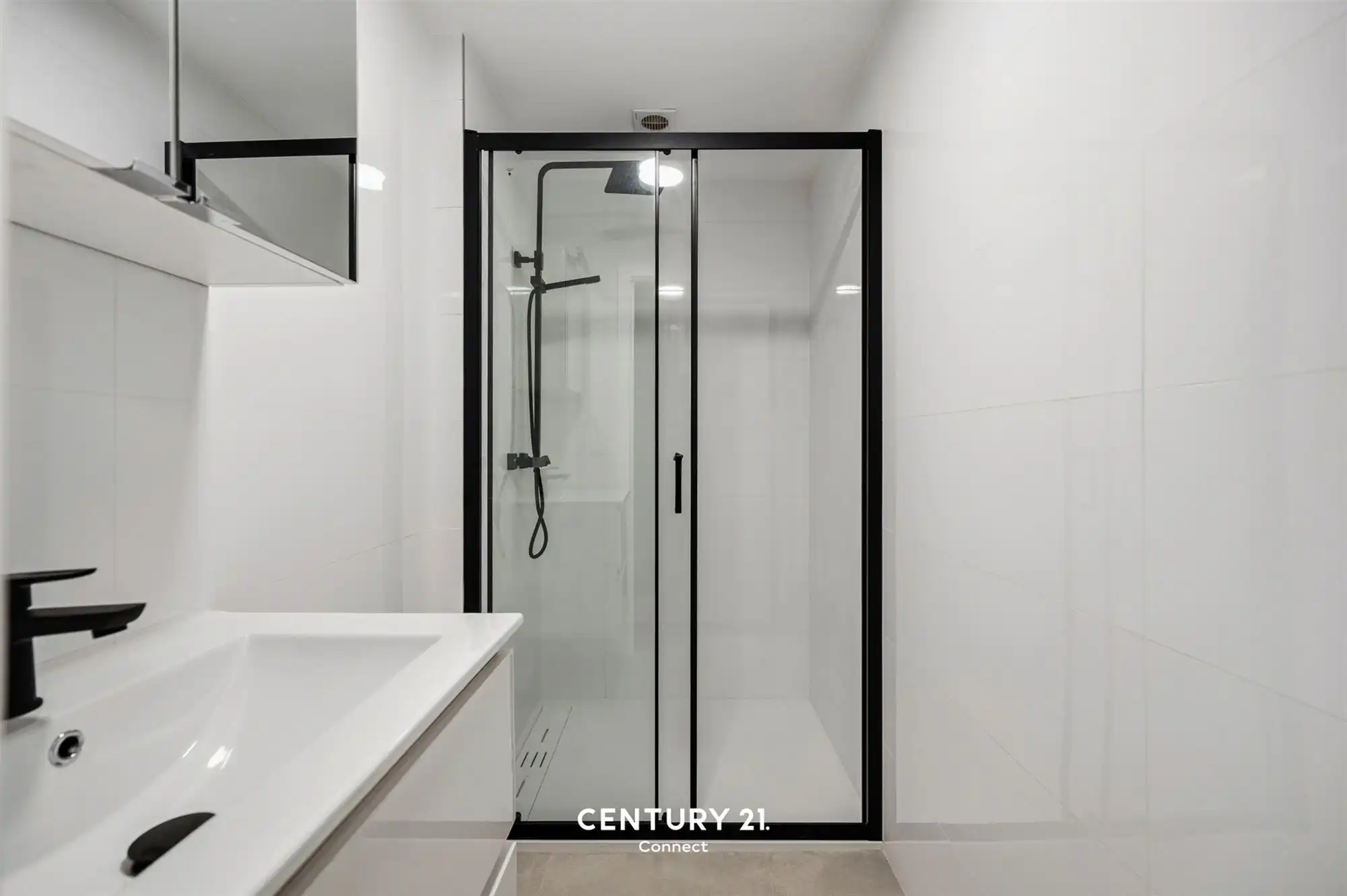 Wonen of investeren in residentie Piazza! foto 8