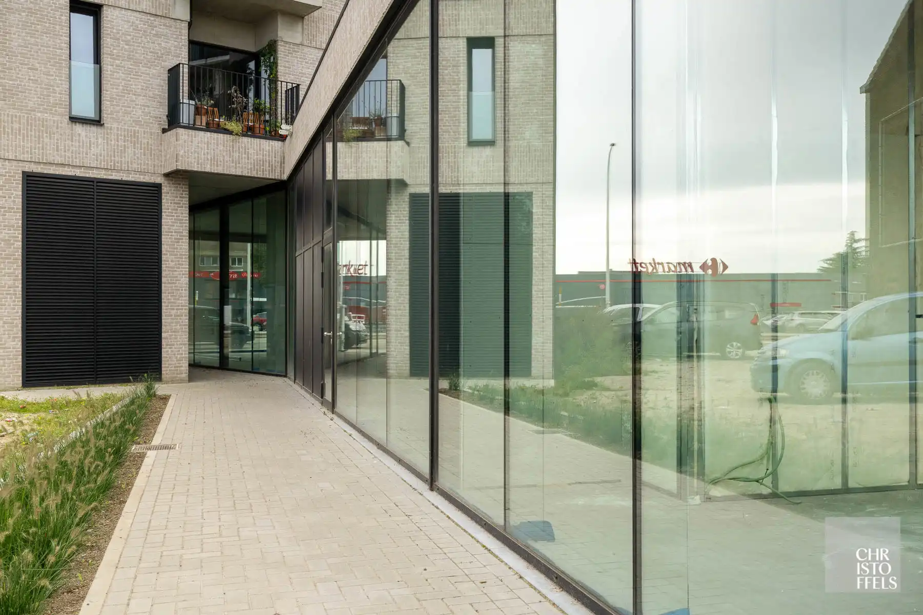 Modern appartement met zuidelijk terras op het 3de niveau. foto {{pictureIndex}}