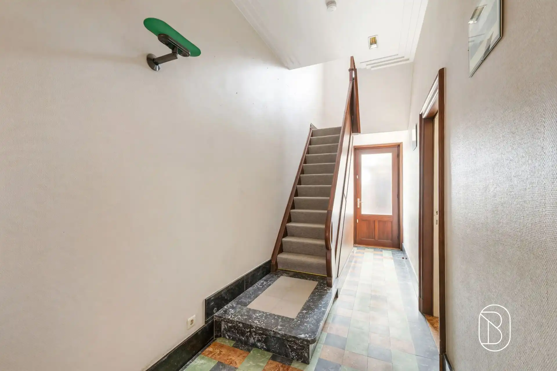 Veelzijdig handelspand met ruime woning in Deerlijk foto 13