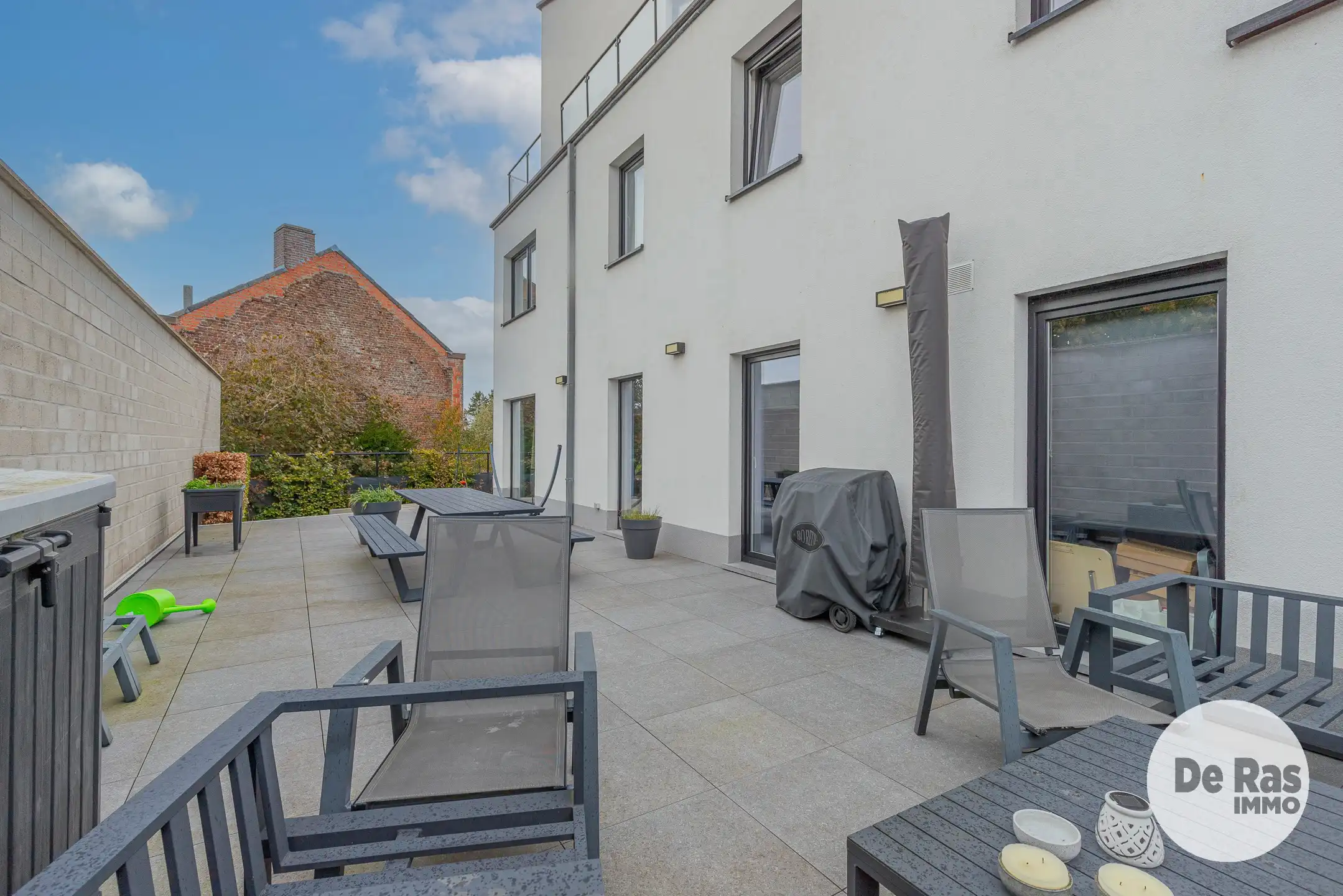 BURST-Schitterend,recent, gelijkvloers appartement met tuin foto 15