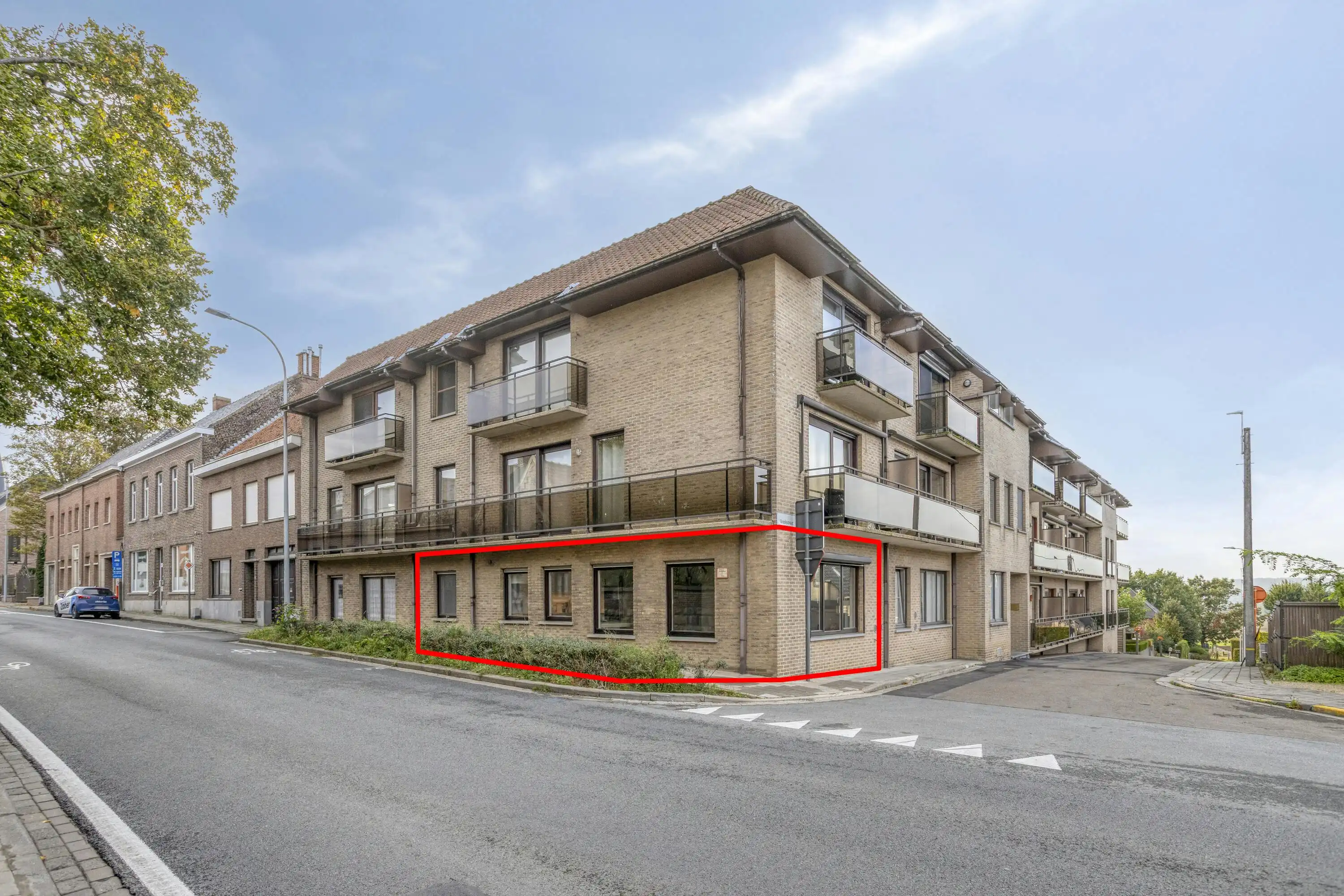 Instapklaar appartement met 2 kamers te koop in Anzegem foto 13