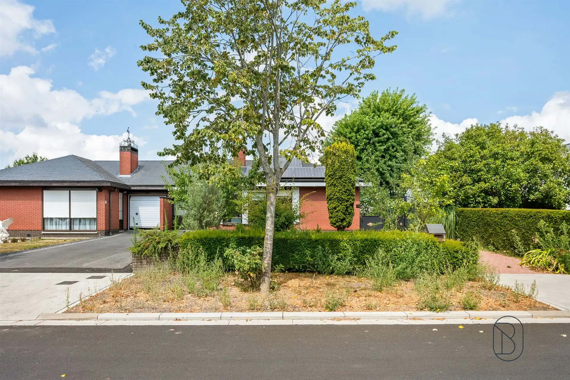 Instapklare woning met 3 slk in een rustige wijk foto 2