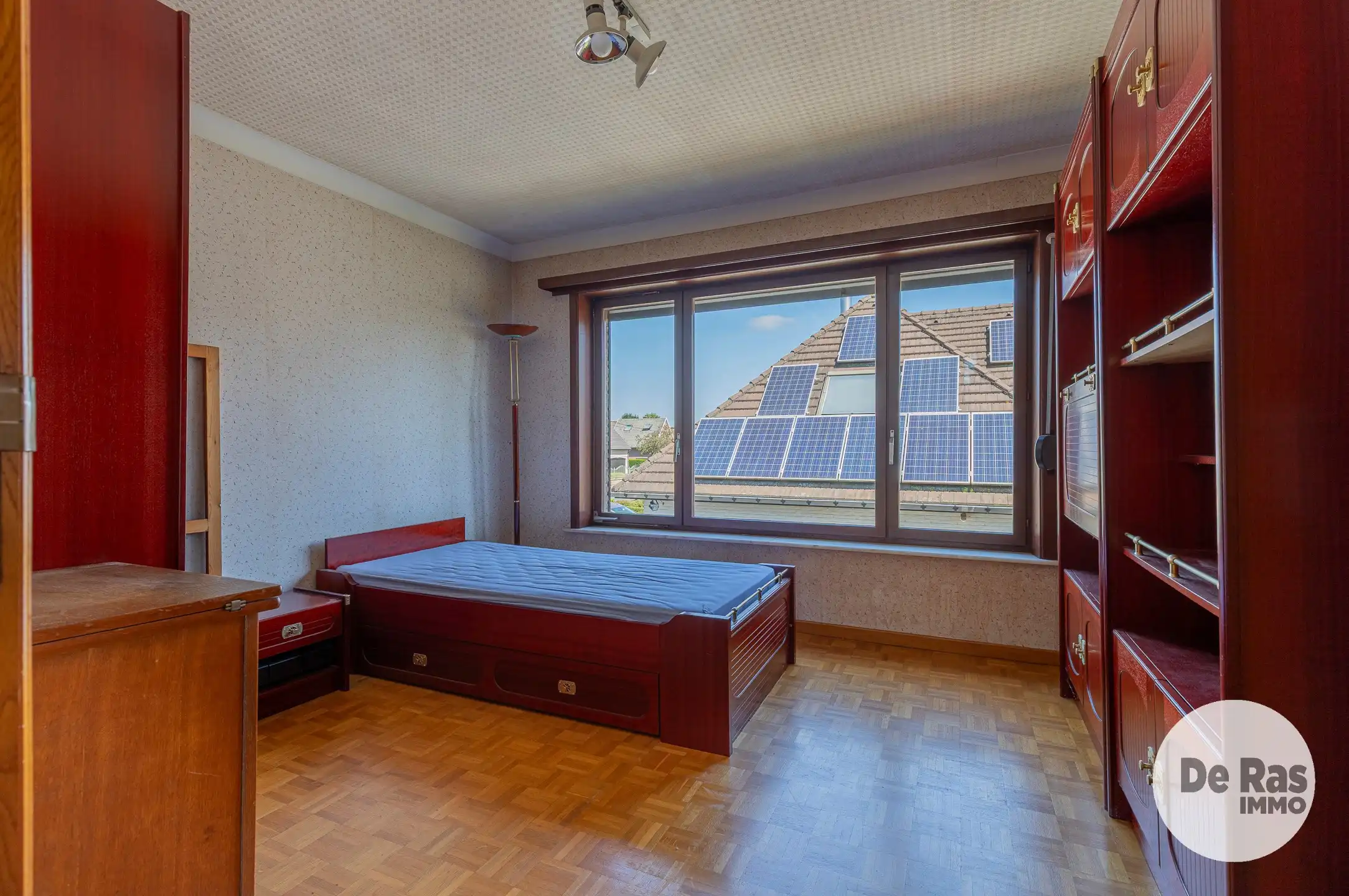 NIEUWERKERKEN – Statige en bijzonder ruime gezinswoning  foto 16