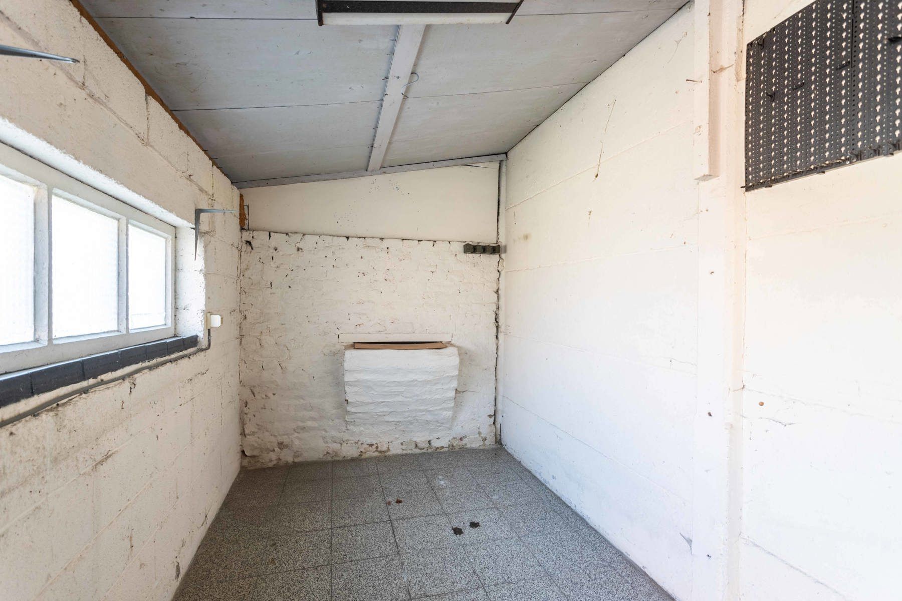 Goed onderhouden woning met garage te Aalst!  foto 21