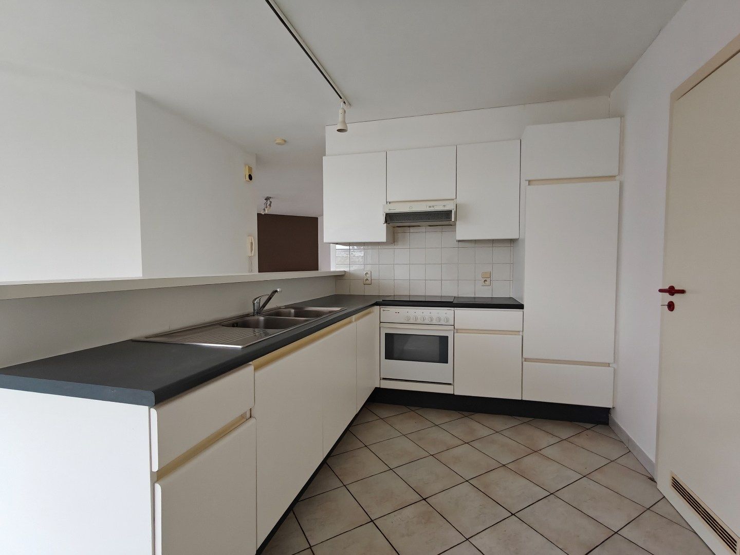 Appartement op de eerste verdieping te Lokeren foto 5