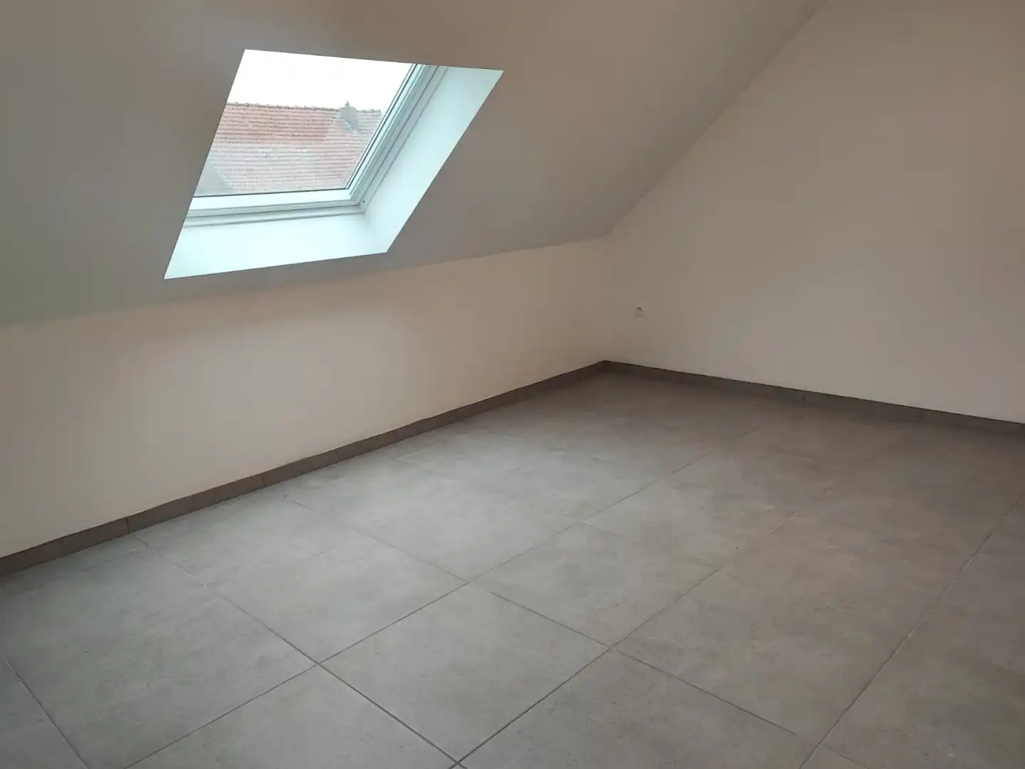 Leuk en modern 2 slaapkamer appartement gelegen te Olmen centrum ! foto 6
