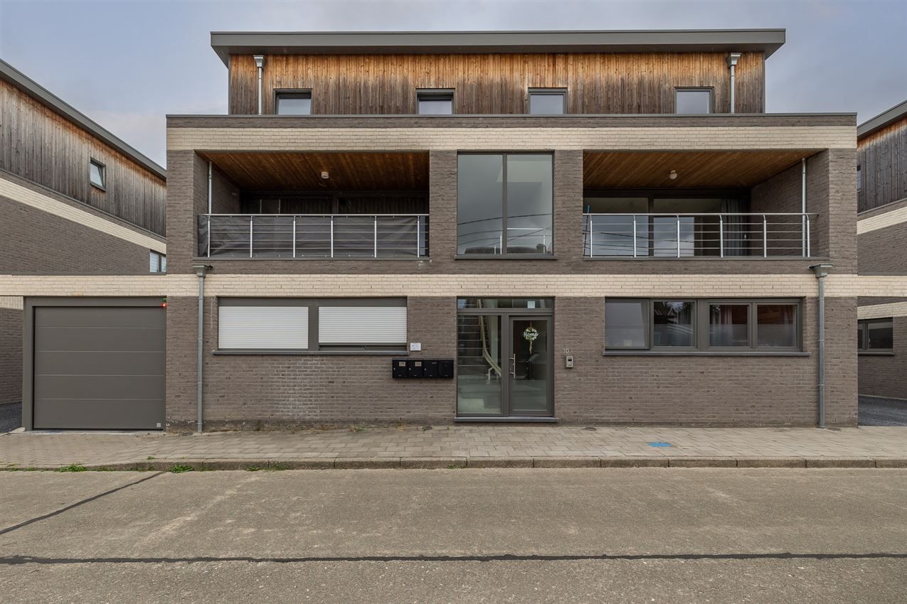 Recent glv. appartement met 2slk en tuin foto 2