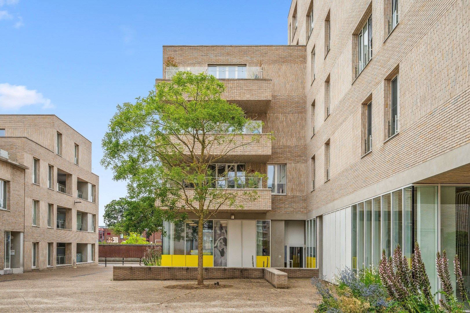 Prachtig goed gelegen appartement foto 2