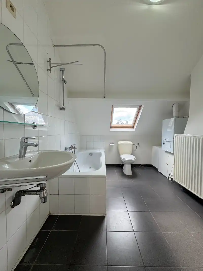 Charmant, ruim appartement met 3 slk aan Miljoenenkwartier foto 13