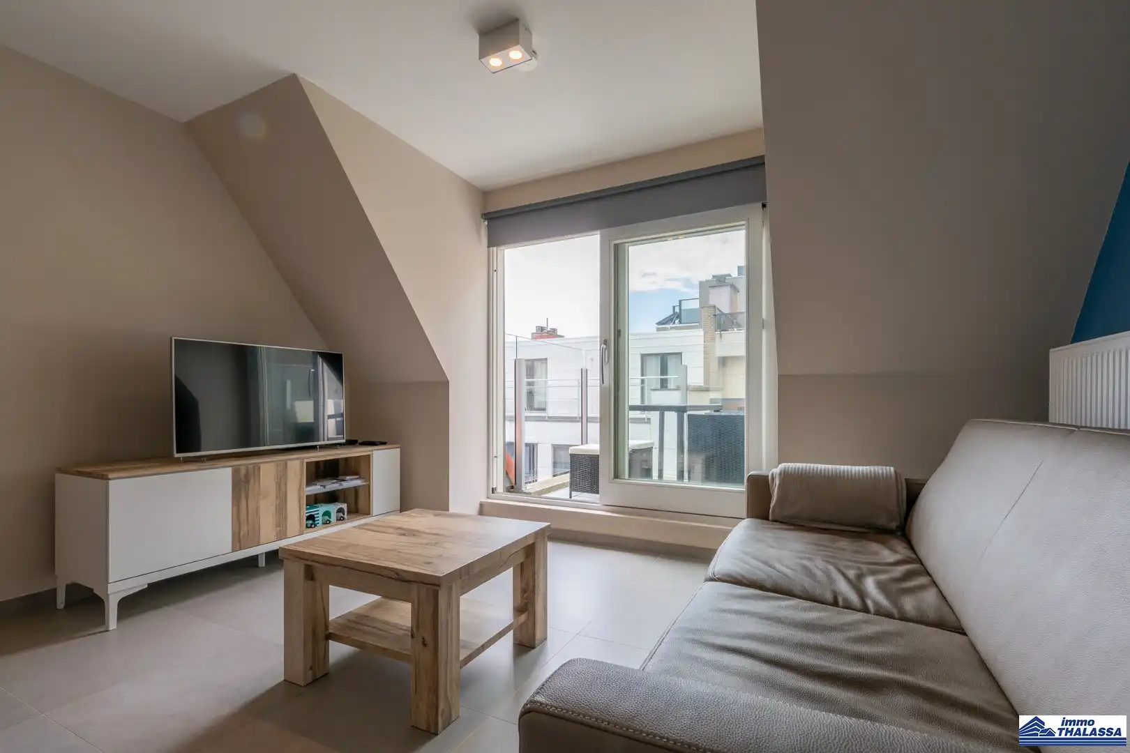 Modern ingericht appartement op de 5e verdieping aan de Ankerweg in De Panne - perfecte uitvalsbasis voor een gezellig verblijf aan zee. foto 7