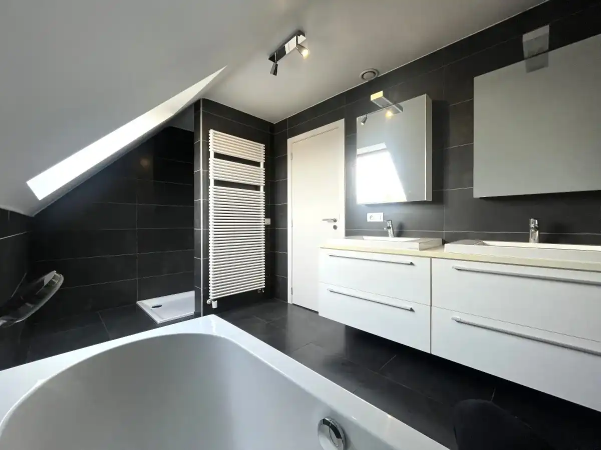 Zonnebeke – Instapklare gezinswoning met 3 slaapkamers foto 13