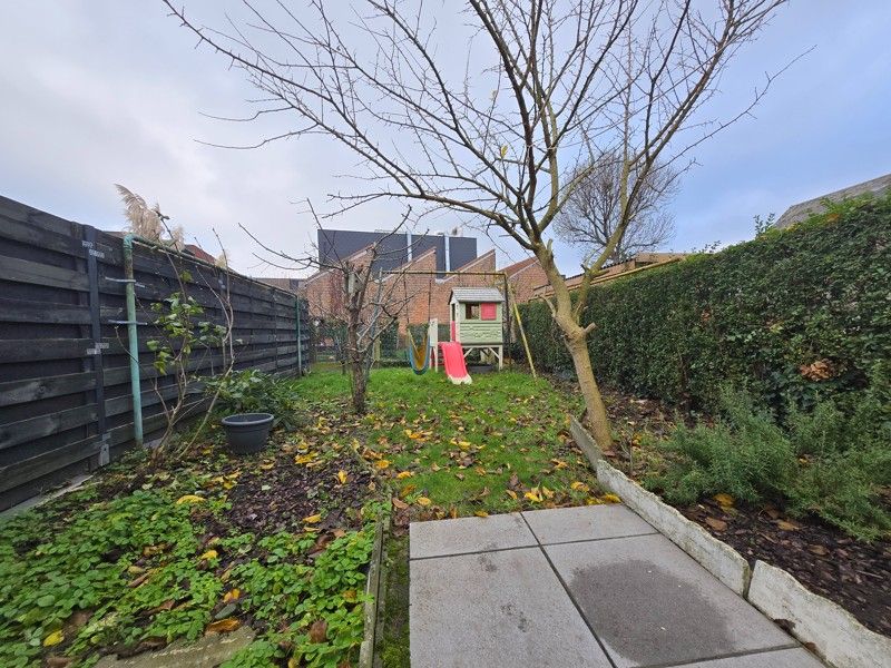 Ruime woning met tuin dichtbij het centrum van Machelen foto 23