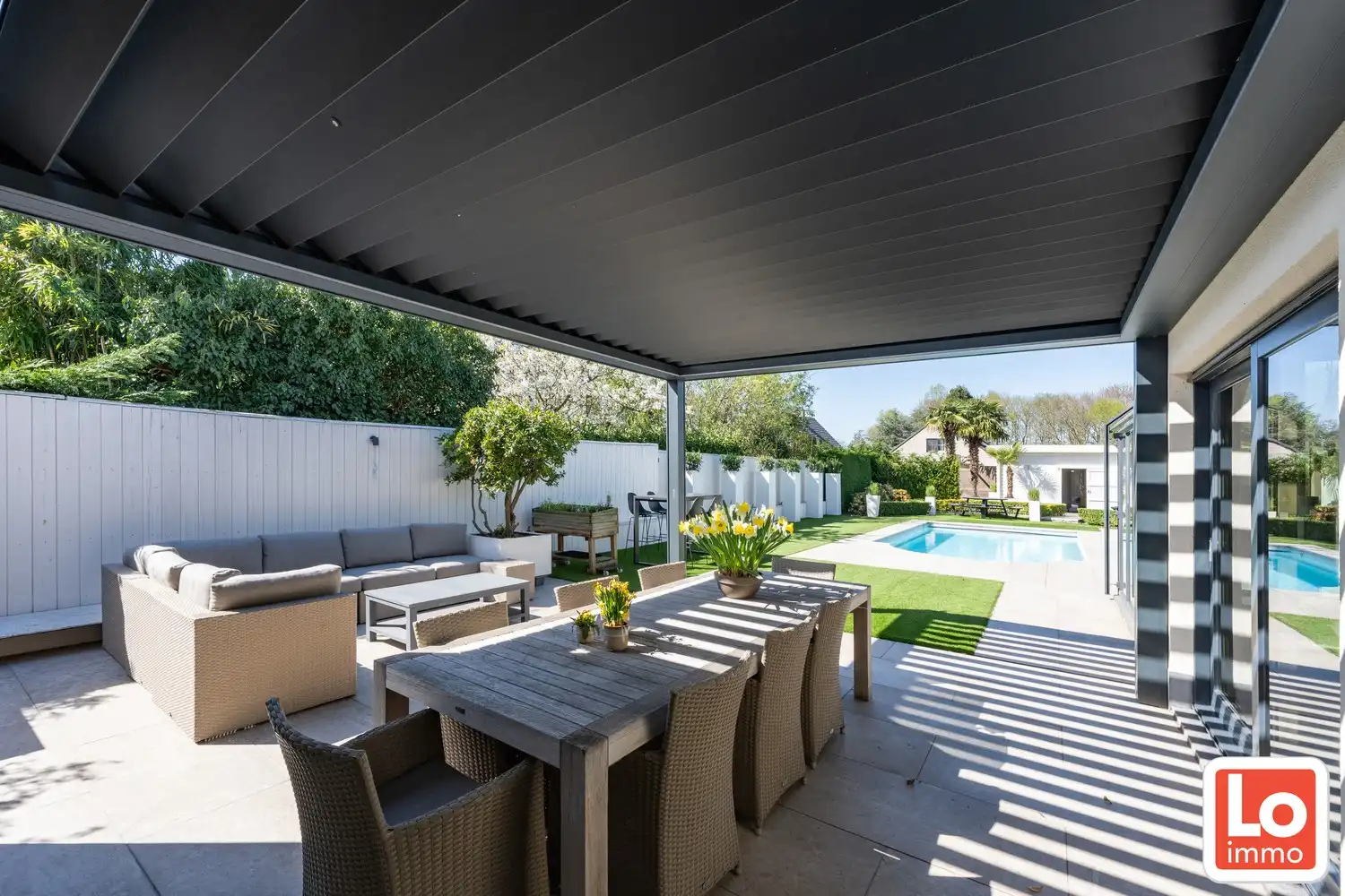 Prachtige instapklare villa met 4 slpks en zwembad op een rustige ligging foto 14