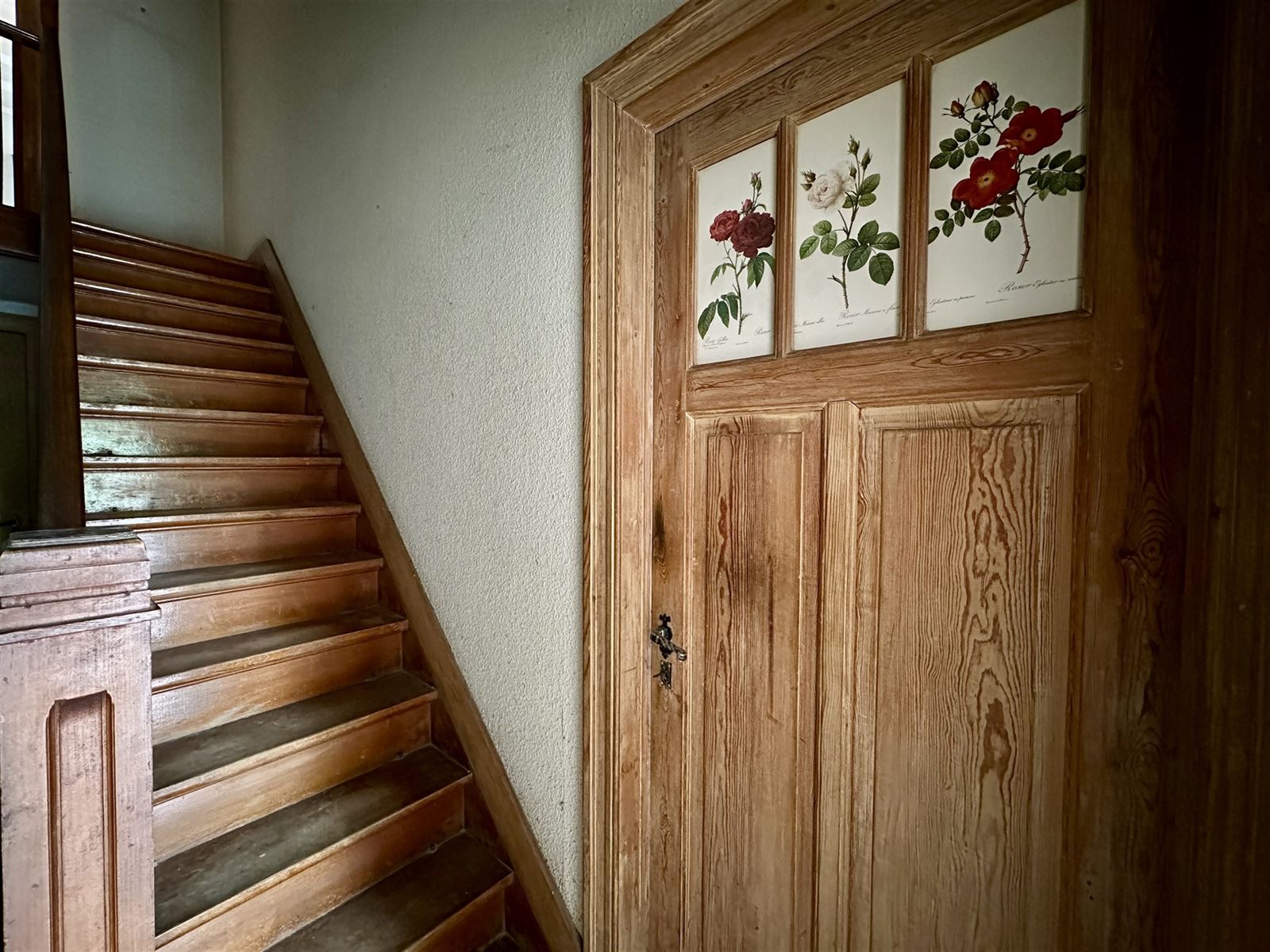 karaktervolle woning met handelsruimte in hartje Zottegem! foto 8