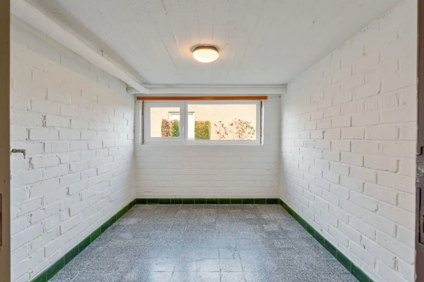 Ruime gezinswoning op een perceel van 9a60ca met 4 slaapkamers en een inpandige garage nabij het centrum van Opoeteren foto 19