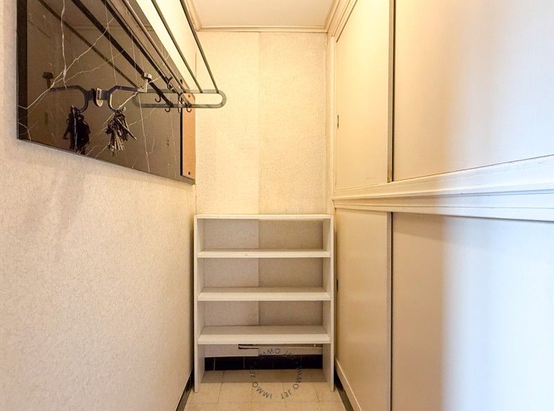 Ruim duplex appartement met 2 slaapkamers nabij centrum Beveren foto 10