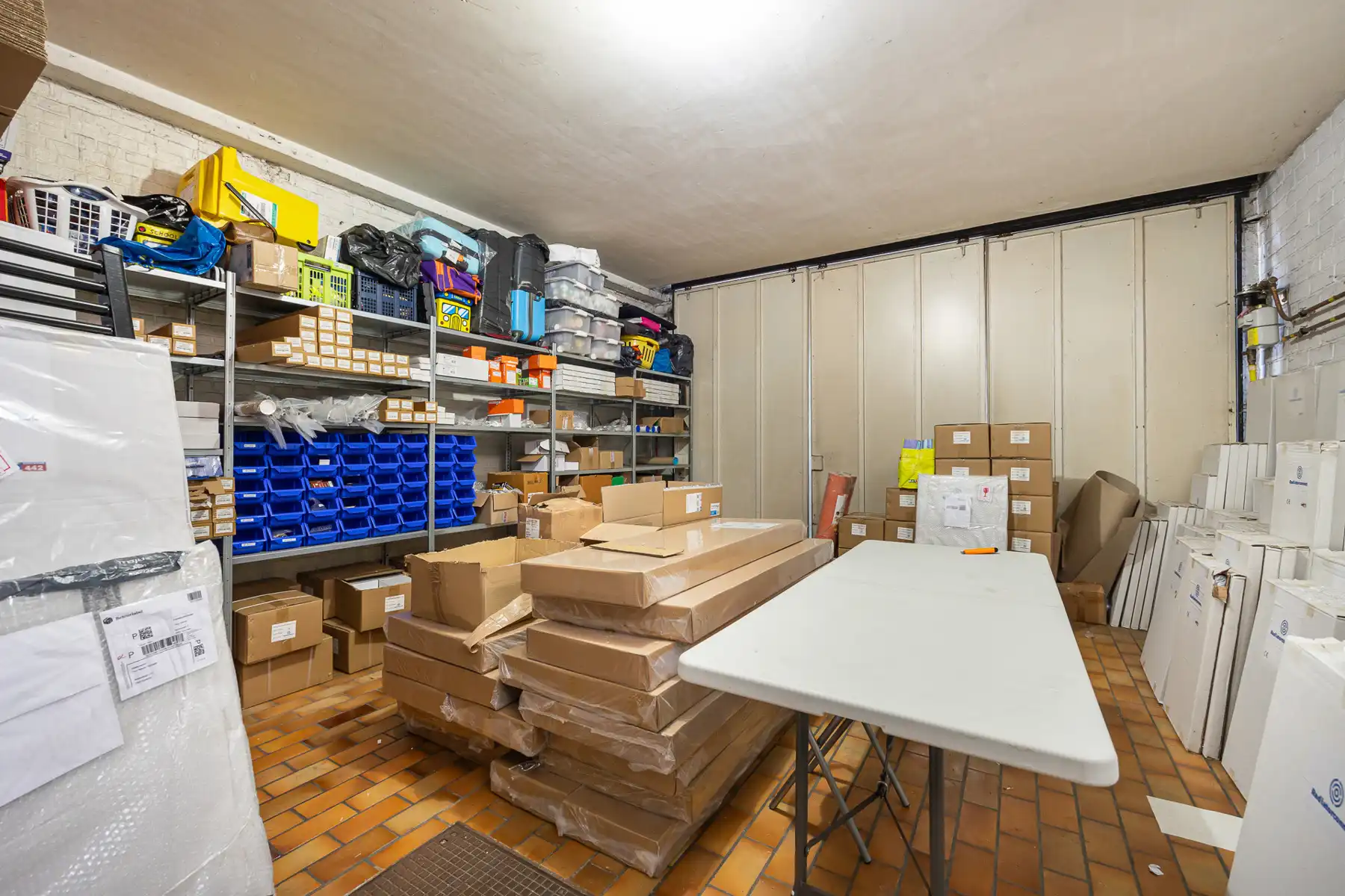 Gerenoveerd appartement met dubbele garage te Turnhout. foto 21