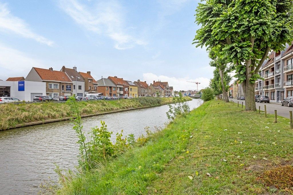 VEURNE: Zonnige en verzorgde (rij)woning met instapklaar comfort, her en der wat opsmukwerk, 3 slpks en geïsoleerde zolder op 120m² grondopp. (mog. garage). foto 20