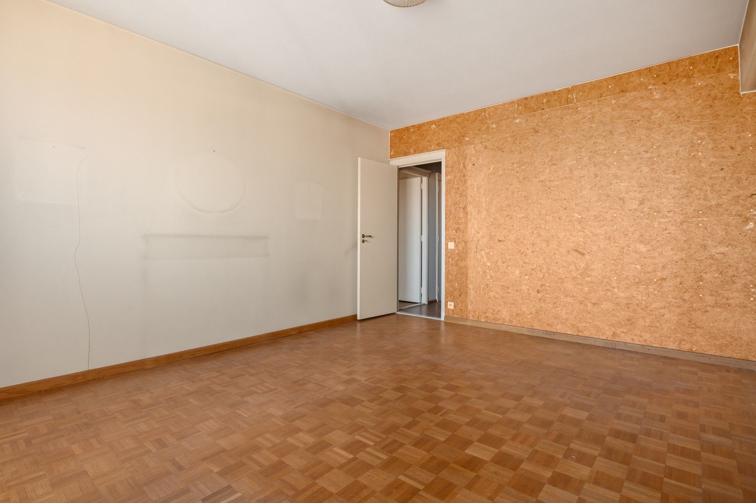 Te renoveren 3 slaapkamer appartement met prachtig uitzicht op de kathedraal in het centrum van Antwerpen! foto 23