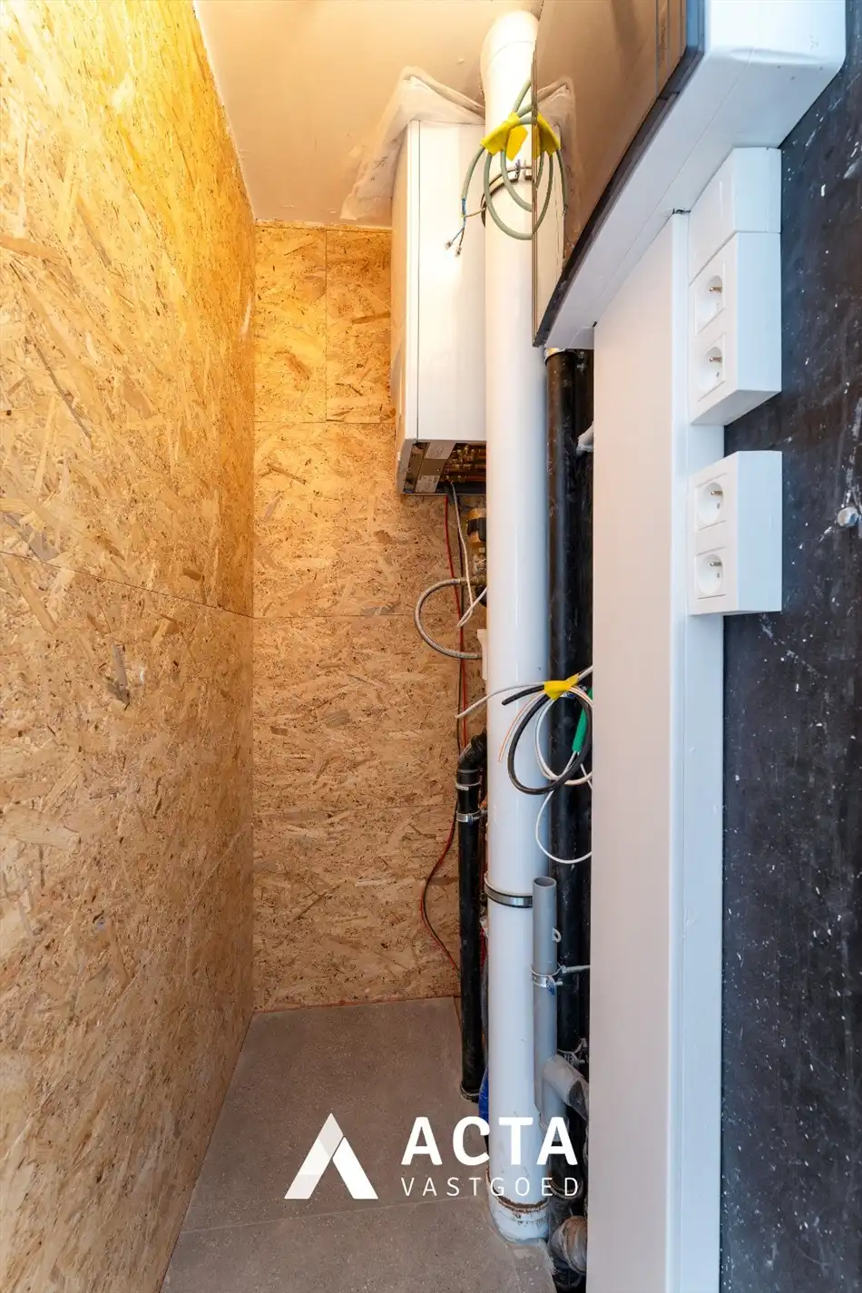 Recent gerenoveerd gelijkvloers appartement nabij centrum foto 10
