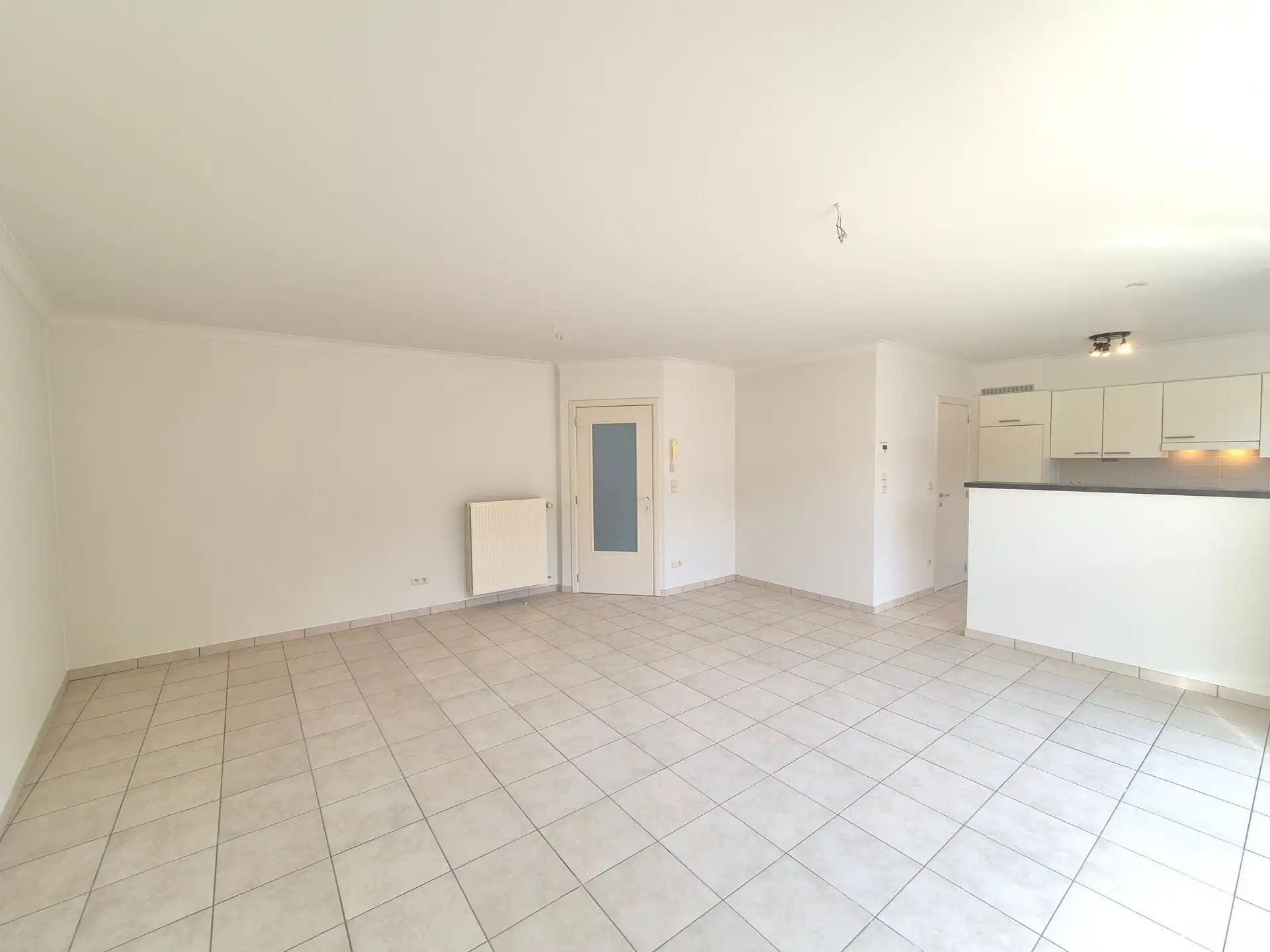 Instapklaar appartement met 2 slaapkamers, terras en lift — centraal in Wetteren foto 3