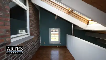 Te renoveren pand met veel potentieel, gelegen op een gunstige locatie. foto 9