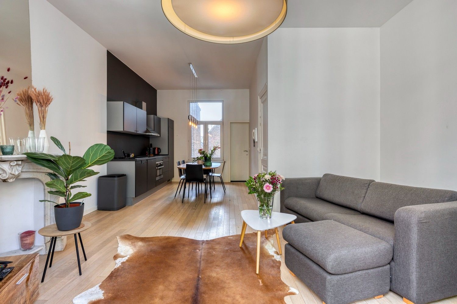 Rustig gelegen en instapklaar eenslaapkamerappartement met stijlvolle afwerking foto 3