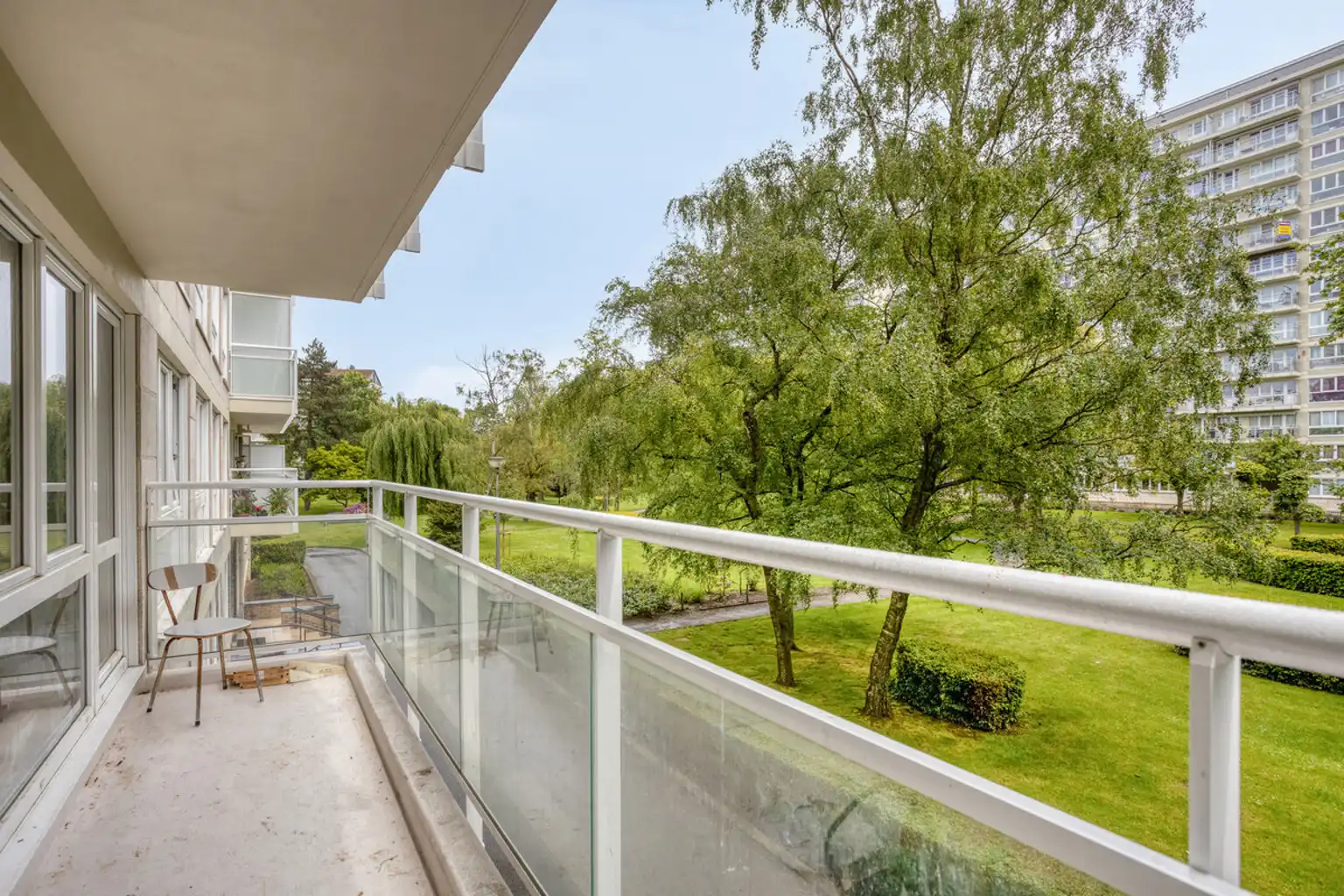 Op te frissen appartement met prachtig uitzicht op het park foto 15