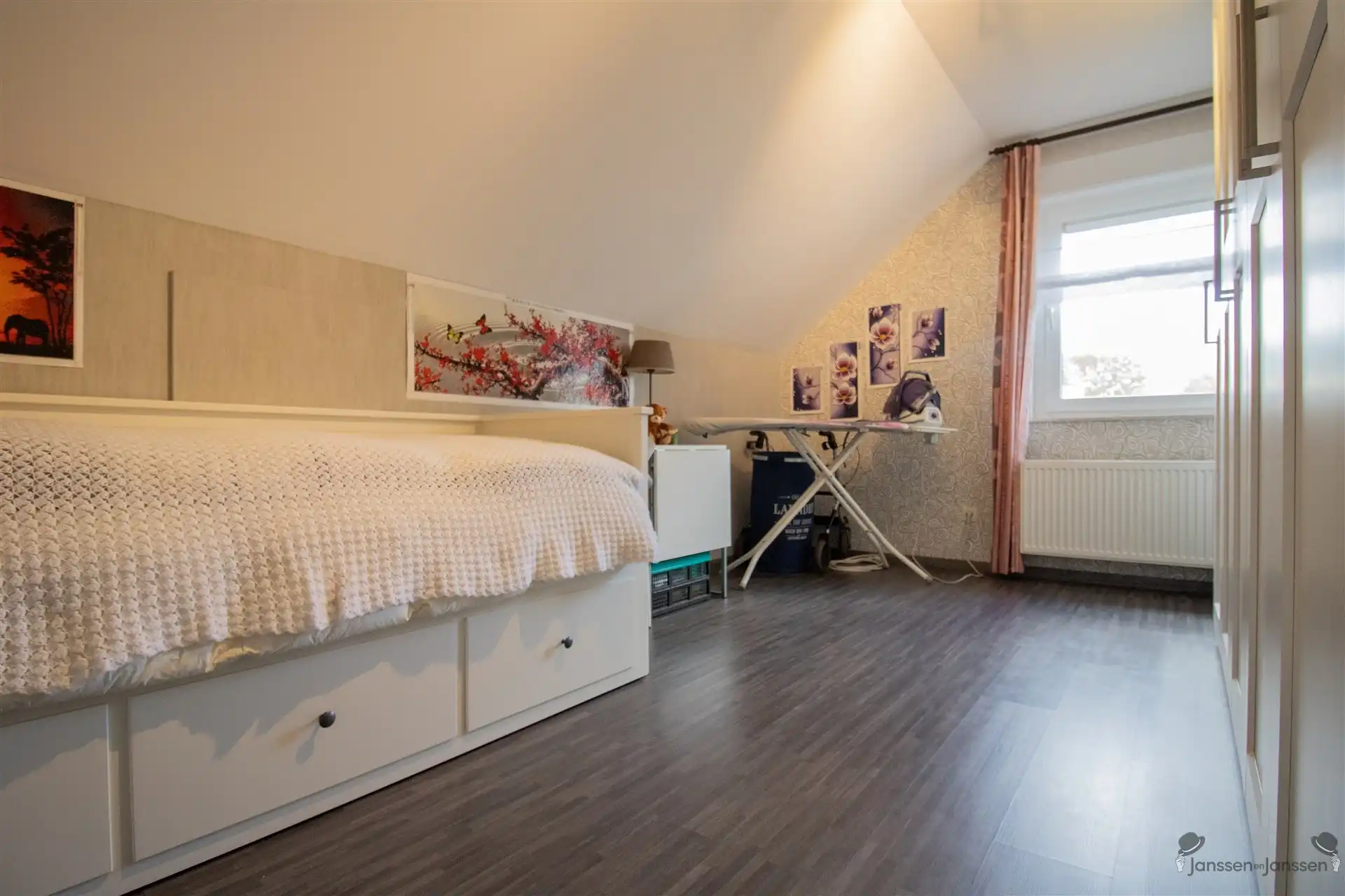 Ruime energiezuinige en instapklare woning met 3 à 4 slaapkamers. foto 13