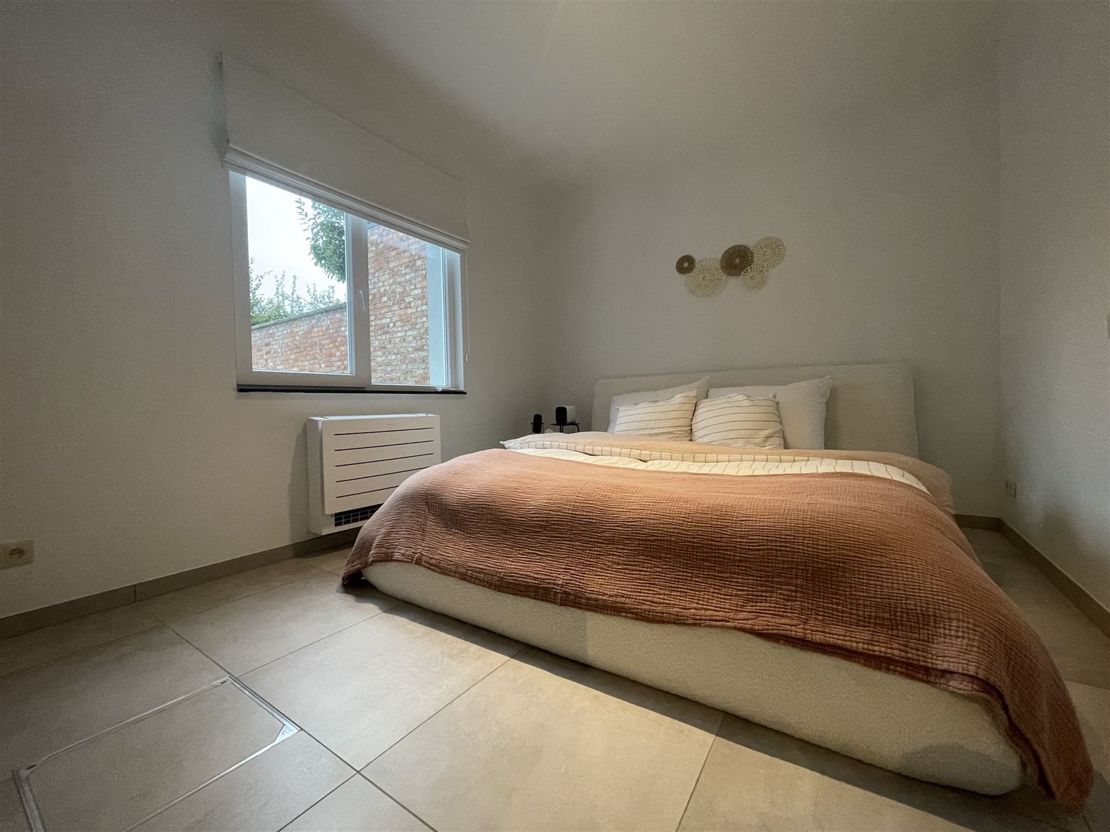 Prachtig gelijkvloers appartement met koertje en garage foto 11