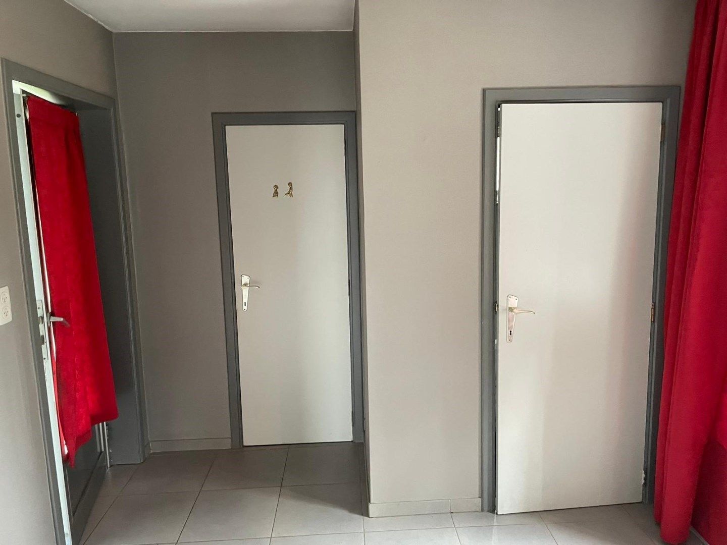 Gelijkvloerse woning in Mol met 1302m² tuin foto 14