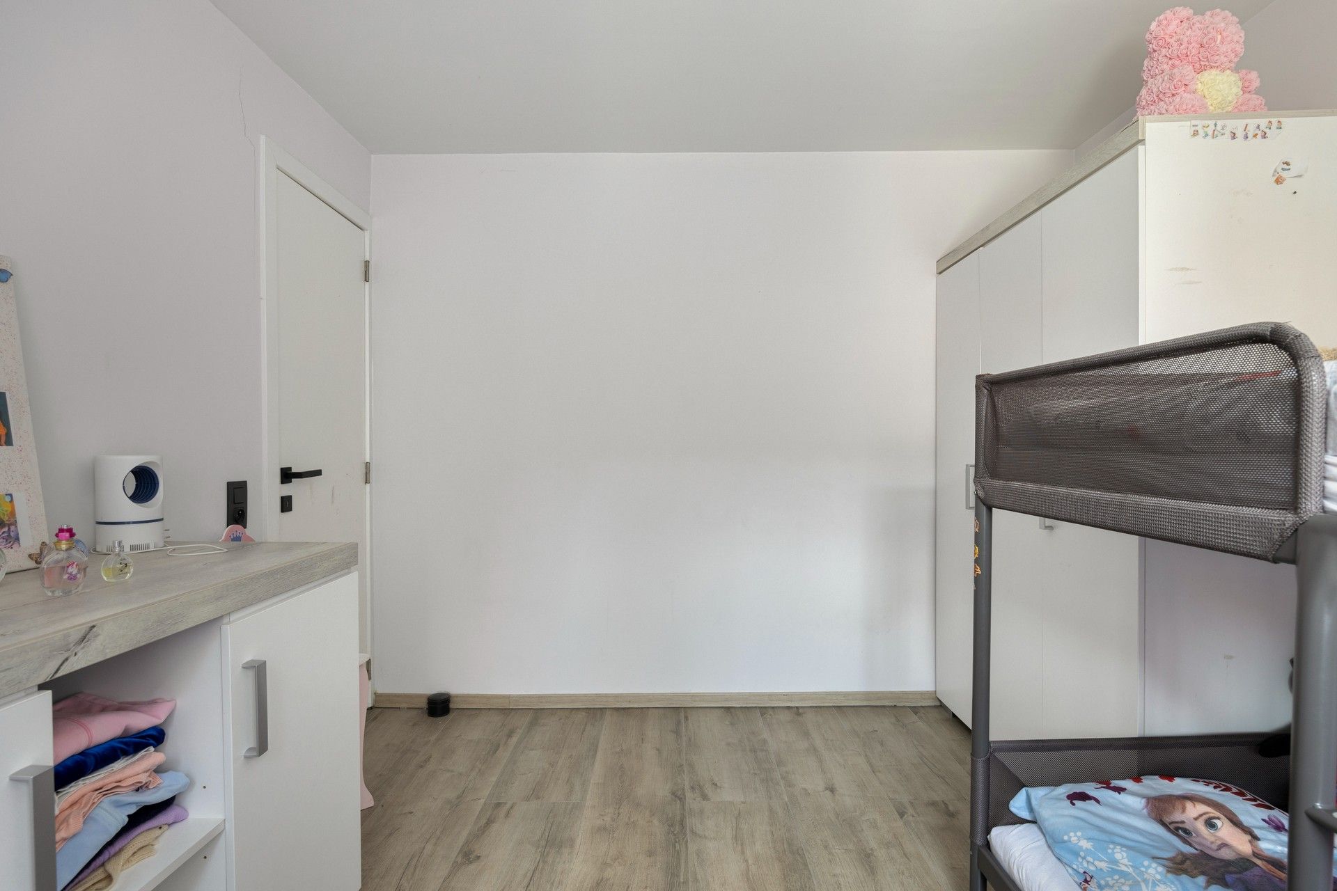GERENOVEERDE RIJWONING OP 500M VAN CENTRUM foto 19