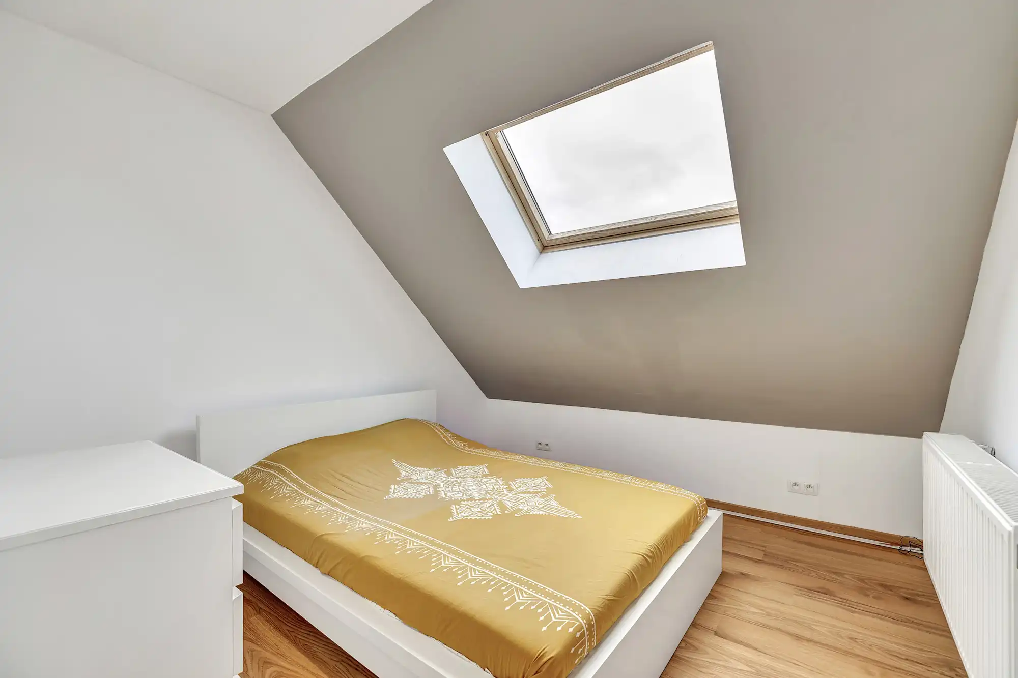 Rustieke woning op strategische ligging foto 25