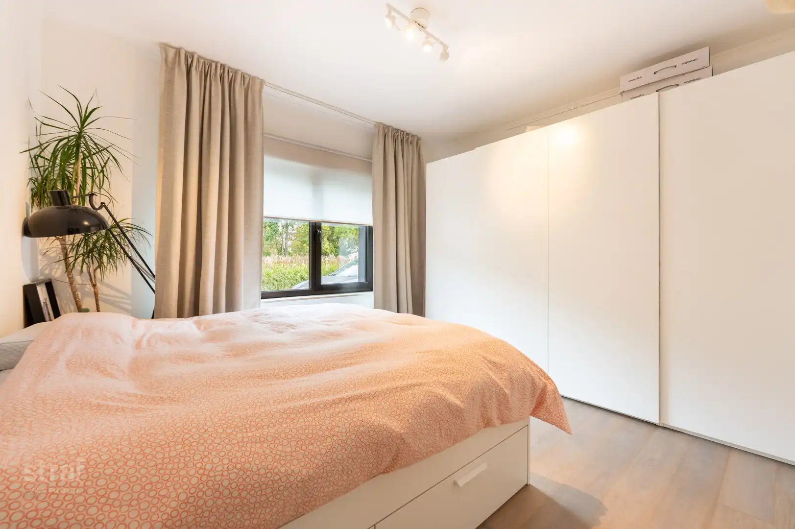 Gelijkvloerse woning met uniek, eindeloos zicht op het bos in Kruibeke foto 16