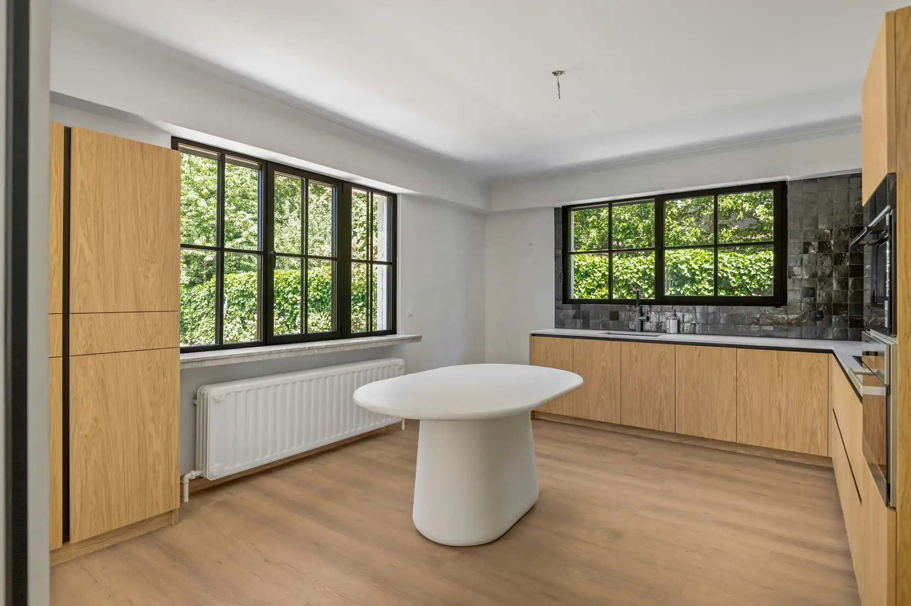 Charmante gerenoveerde woning met 3 slaapkamers in het gegeerde Hertebos foto 10