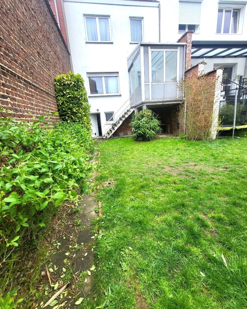 Ruime tweegevelwoning met garage en stadstuin aan de rand van Brussel. foto 23