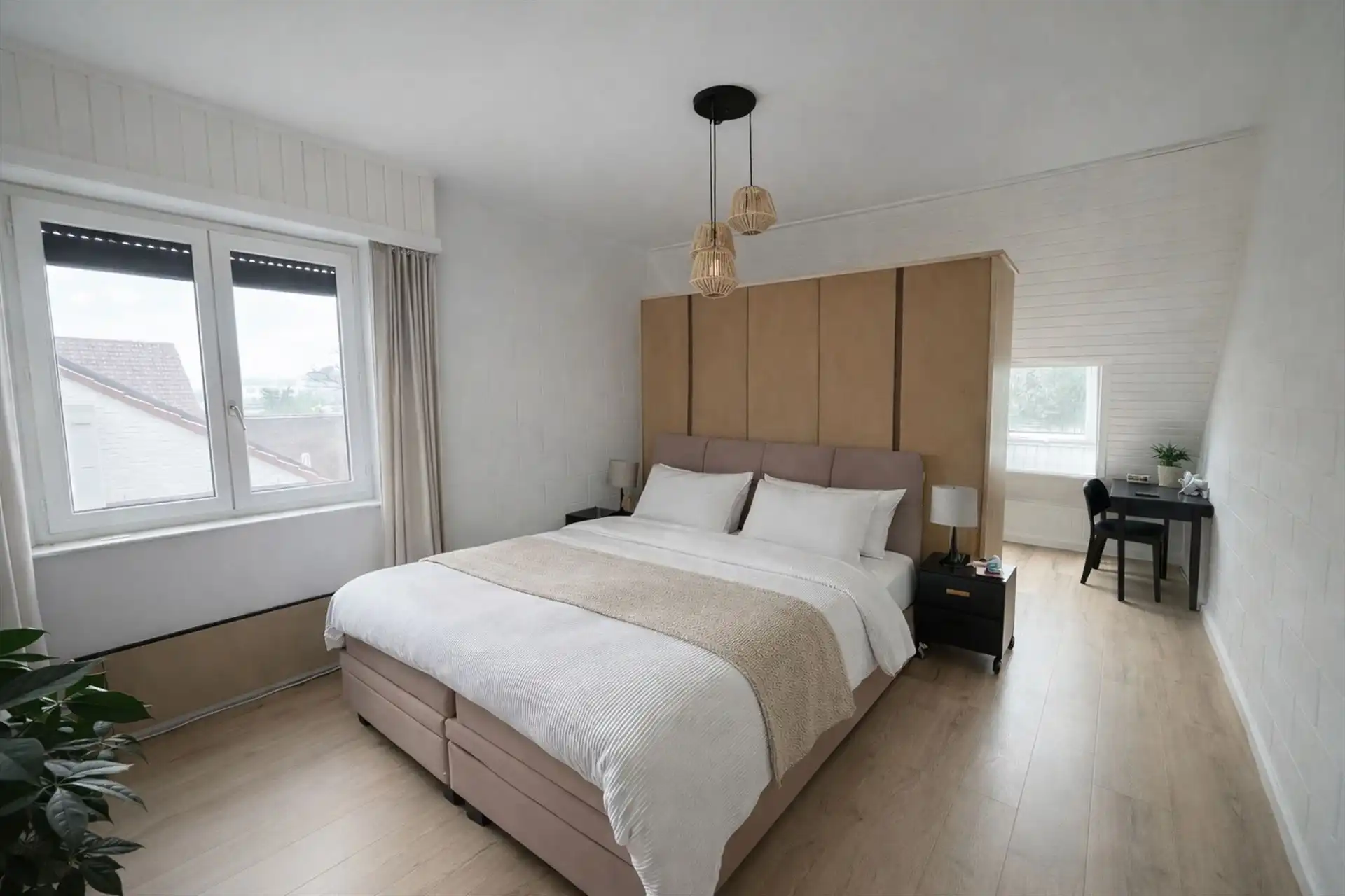 Ruime villa met 6 slaapkamers, zonnige tuin, 2 garages en oprit in rustige woonwijk te Lier foto 19